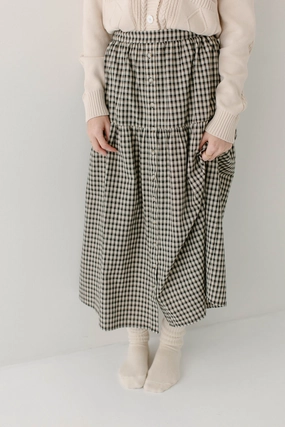 Weekend Outfit Soft Combo 'Aquila' Button Down Black Plaid Gingham Midi Skirt