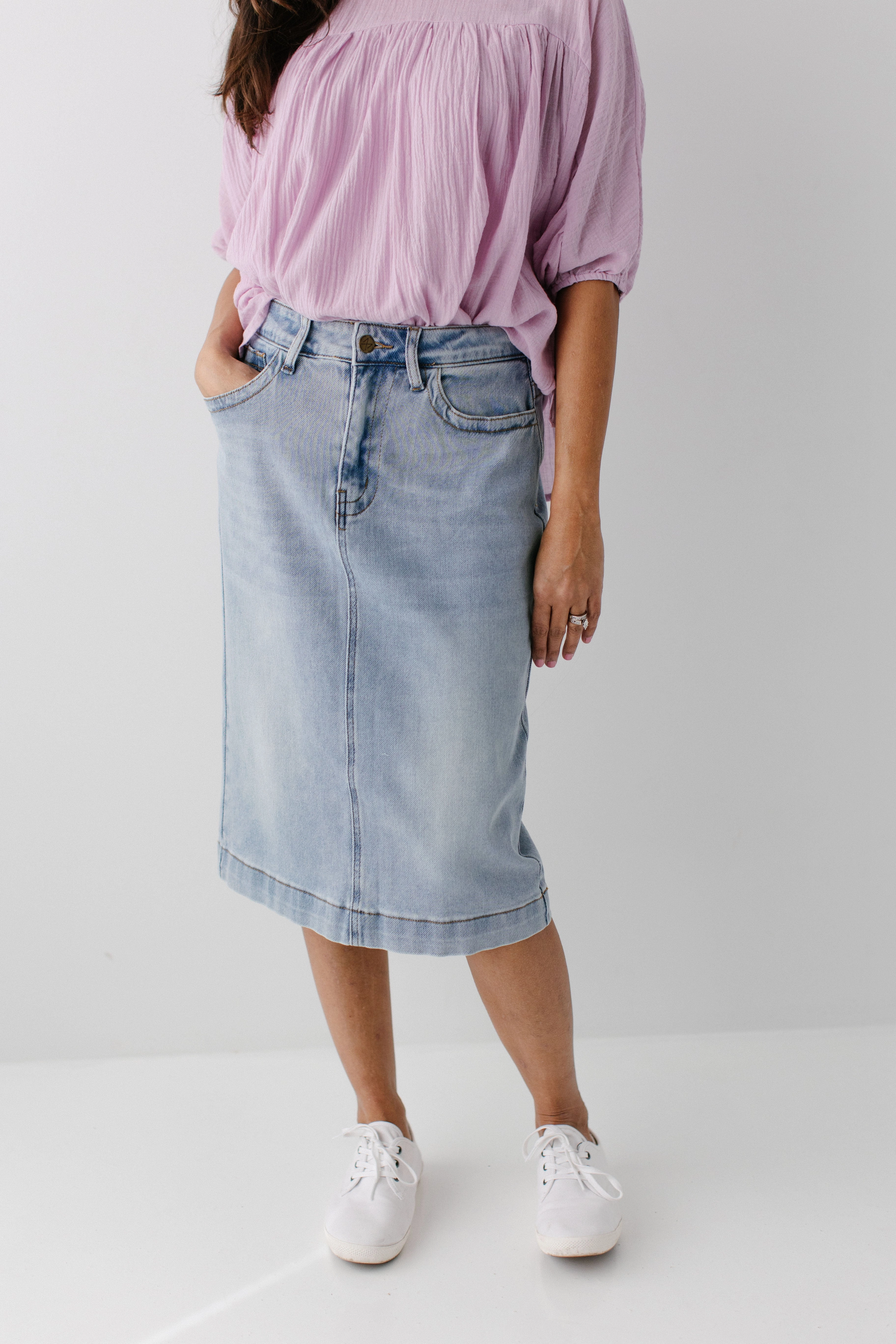 'Leah' Denim Skirt in Light Wash Non Slip Waist Blogger Favorite