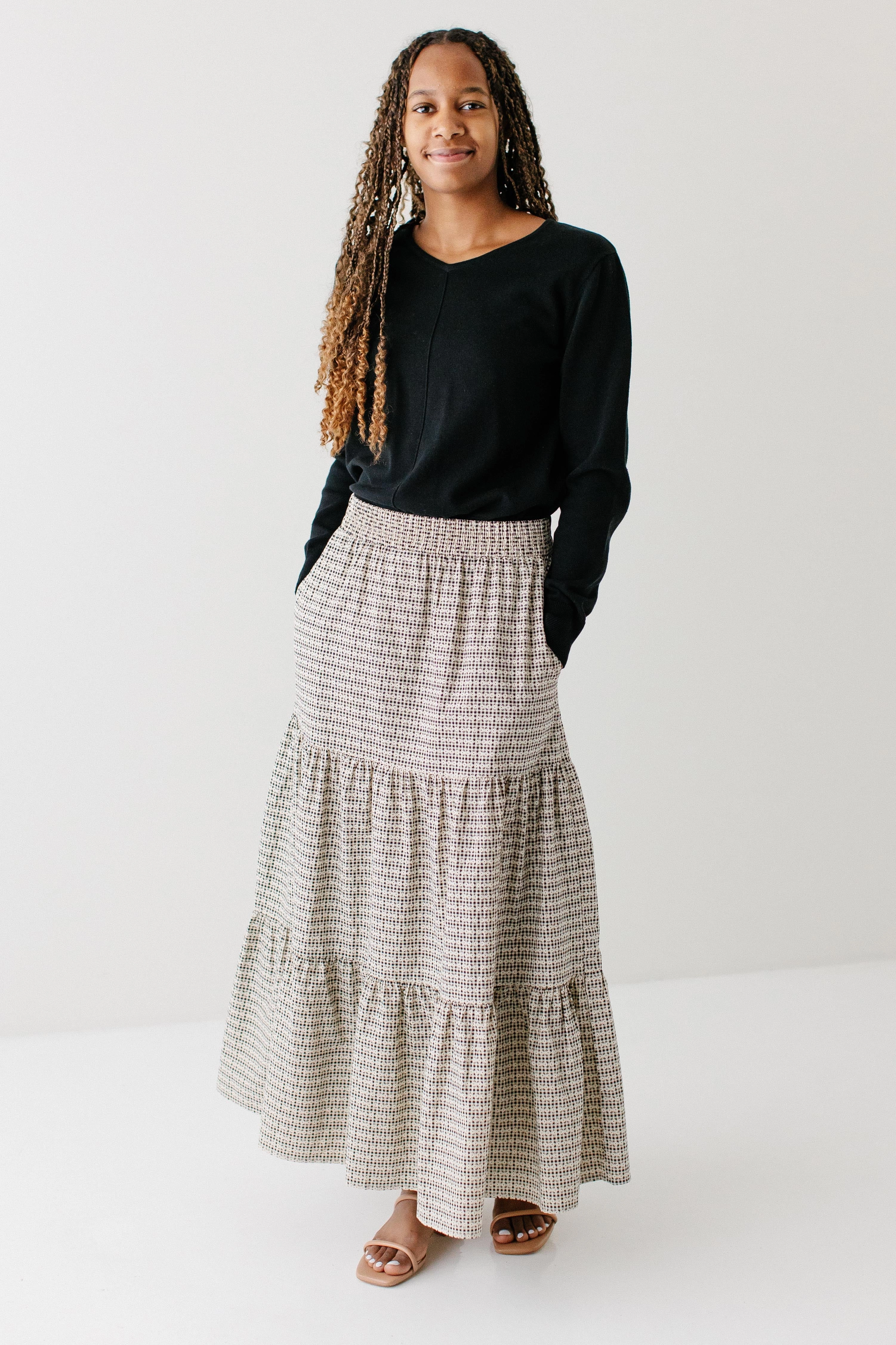 'Moana' Daisy Gingham Tiered Maxi Skirt in Light Beige Style Fusion