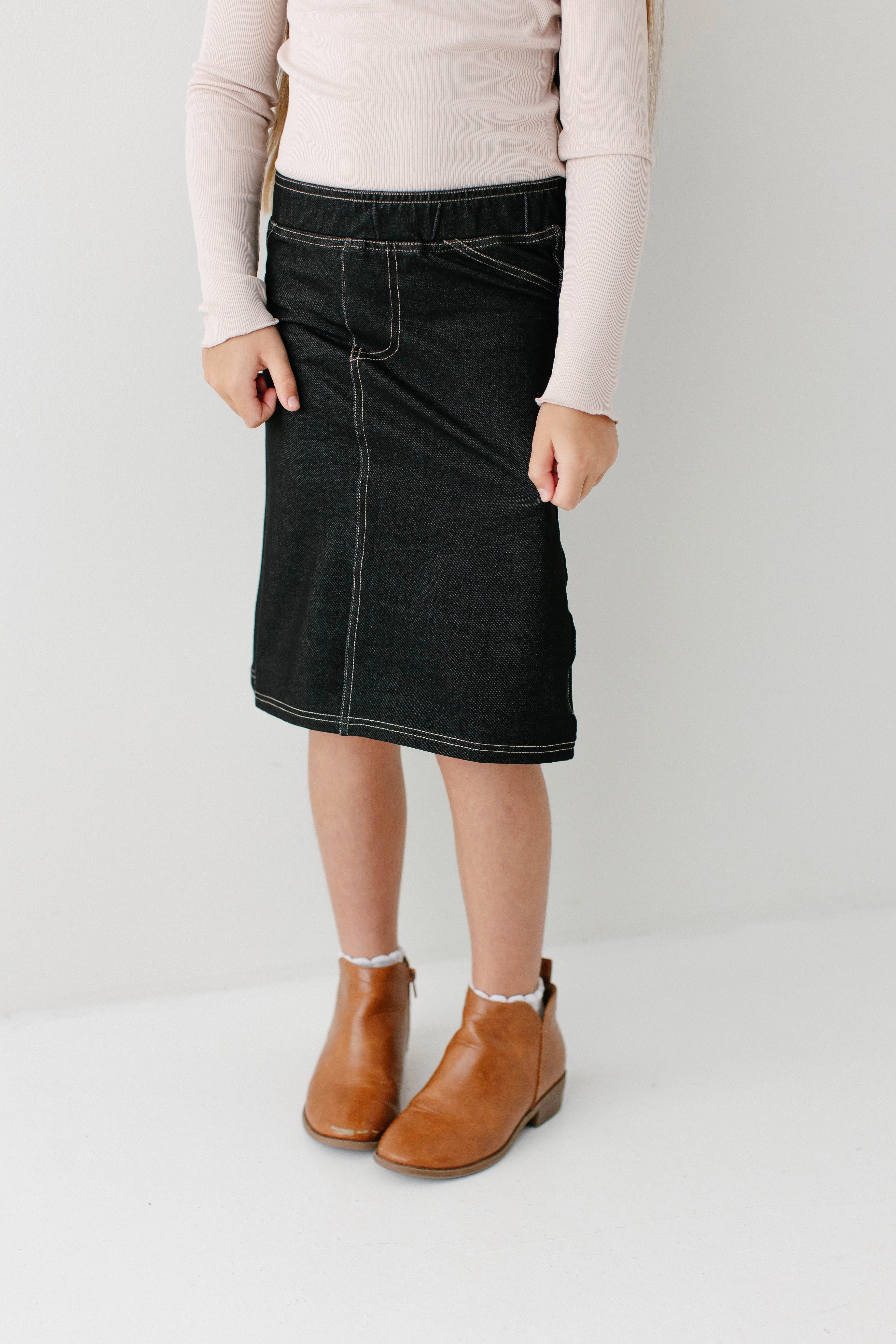 High Elasticity Material Layered Look 'Piper' Girl Knit Denim Skirt in Black