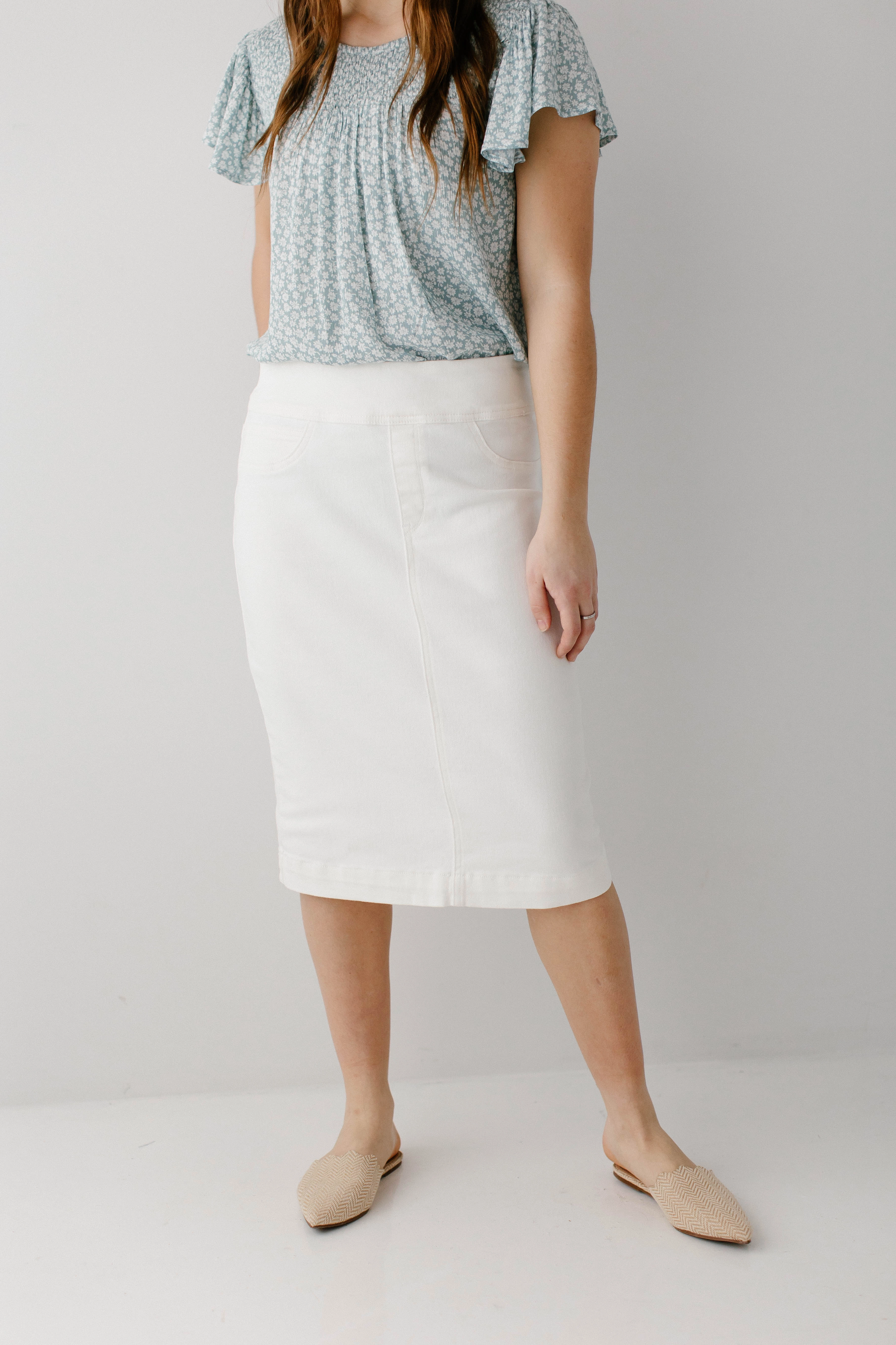 Creative Fashion 'Sara' Stretch Denim Skirt in Ivory FINAL SALE