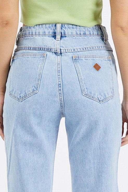 Abrand 94 High Straight Walkaway Jean Breathable Material