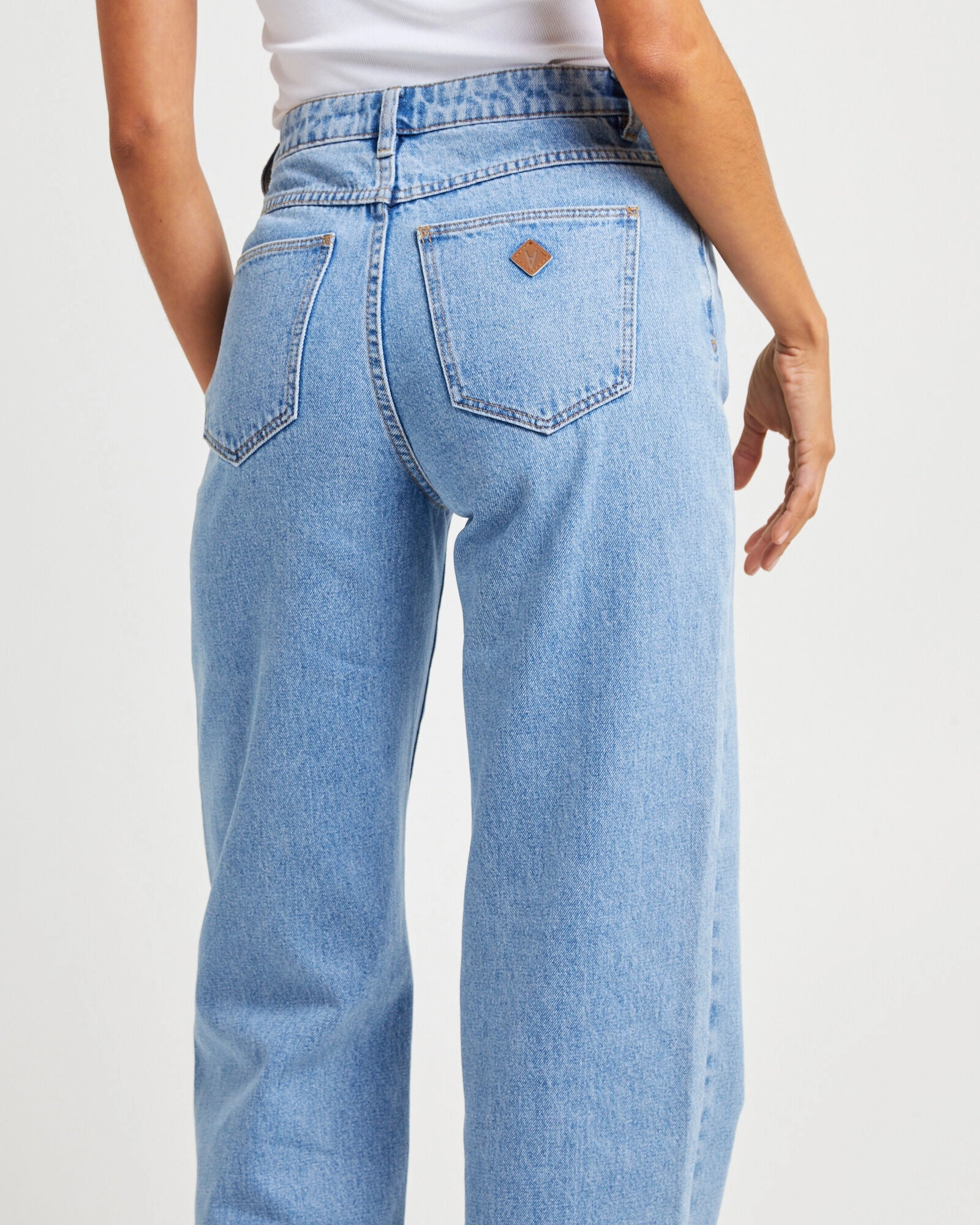 Essential Style Abrand Carrie Jean Gigi Mid Blue