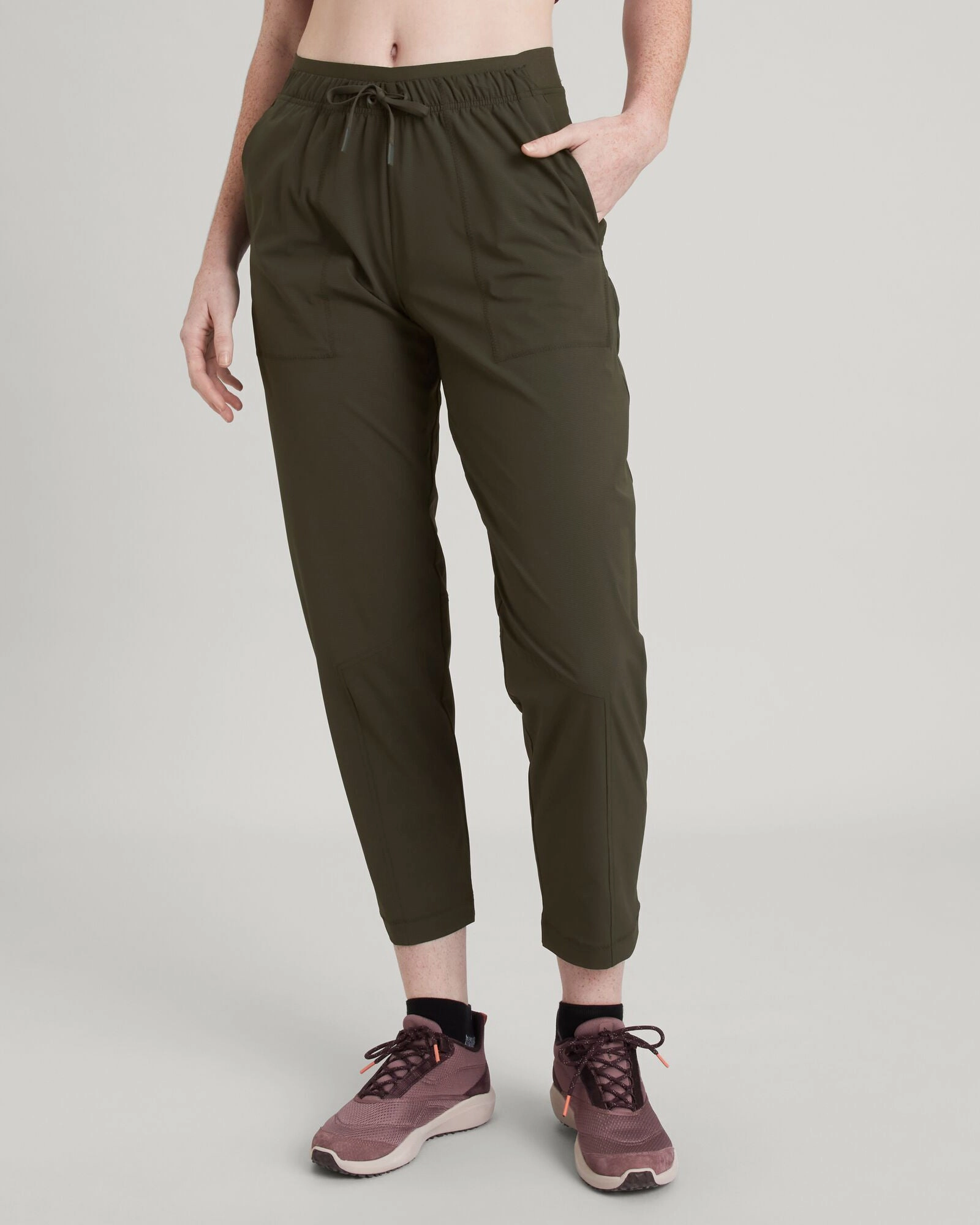 Minimalist Style Loose Fit WELL.DER.NESS Energy Women's Joggers - Dark Moss/Rosin