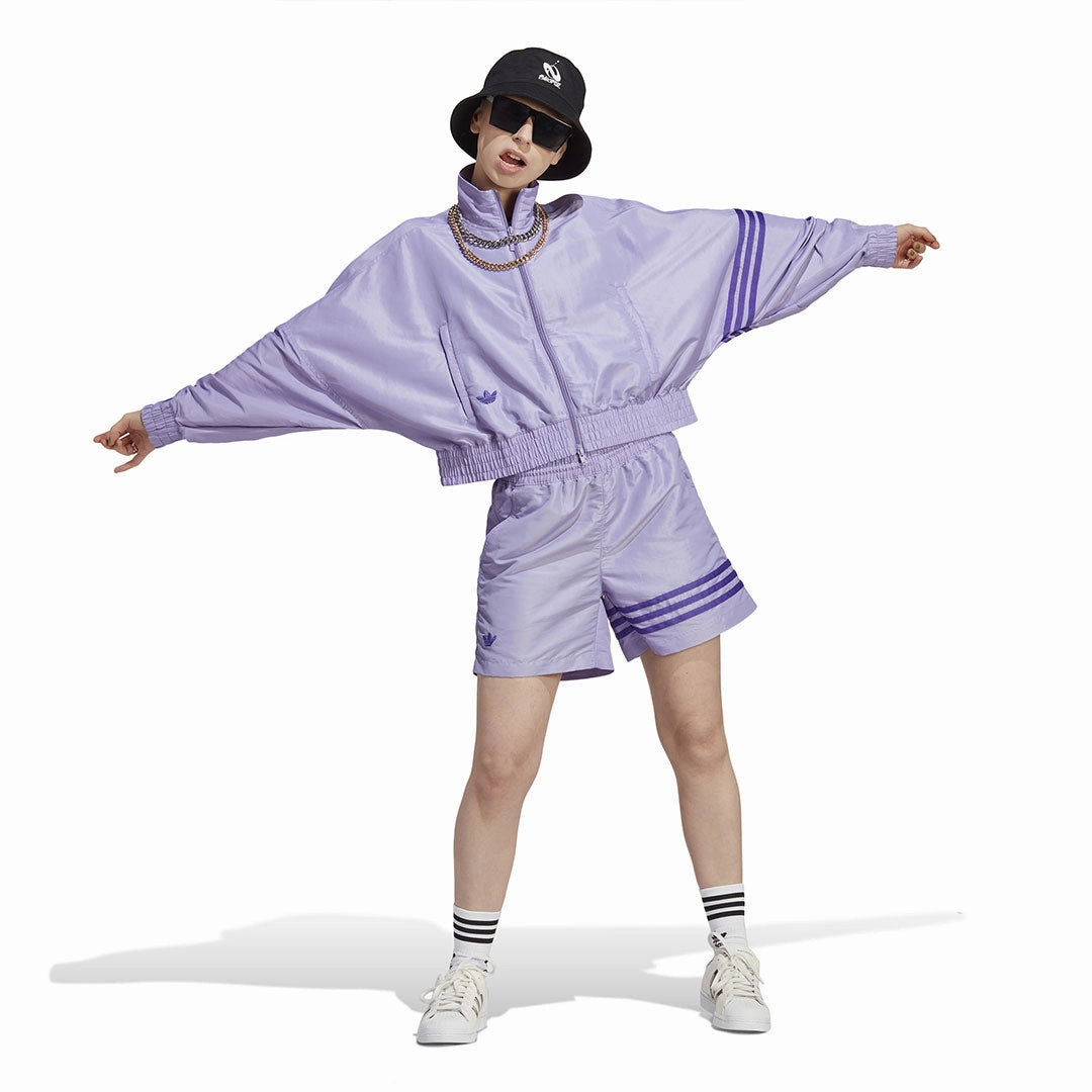 adidas - Women's Adicolor Neuclassics Shorts (IC5420) Stylish Waistband