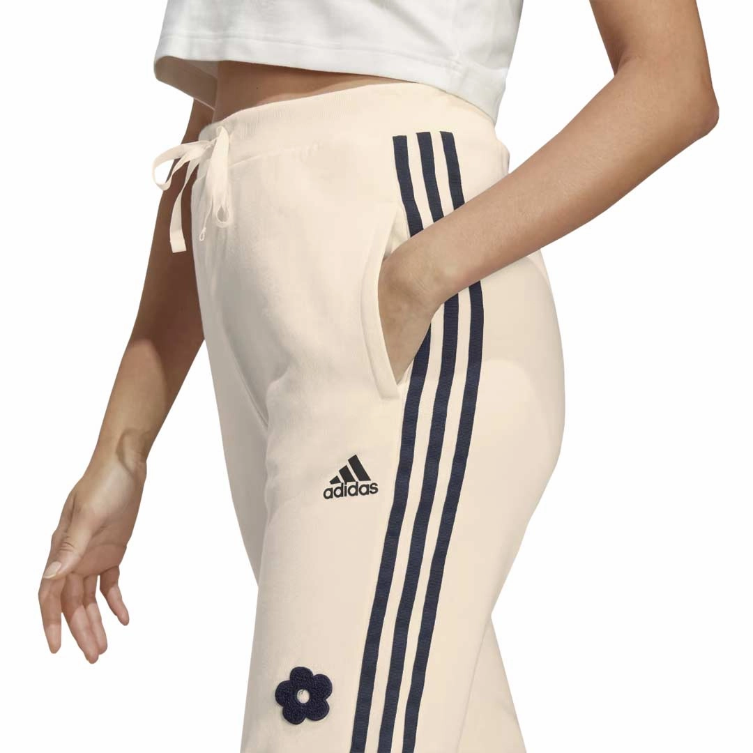adidas - Women's Chenille Flower Patches 3-Stripes Jogger (IC8697) Work Comfort Casual Performance Wear