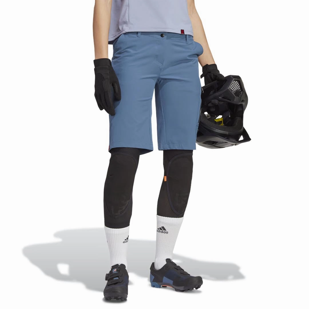 adidas - Women's Five Ten Brand Of The Brave Shorts (HT9581) Stretch Fit Wear AdjustableTabs