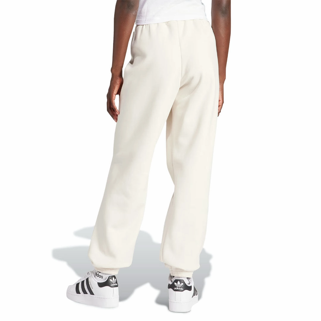 adidas - Women's Holiday Sweatpant (IT1743) Smart Layer