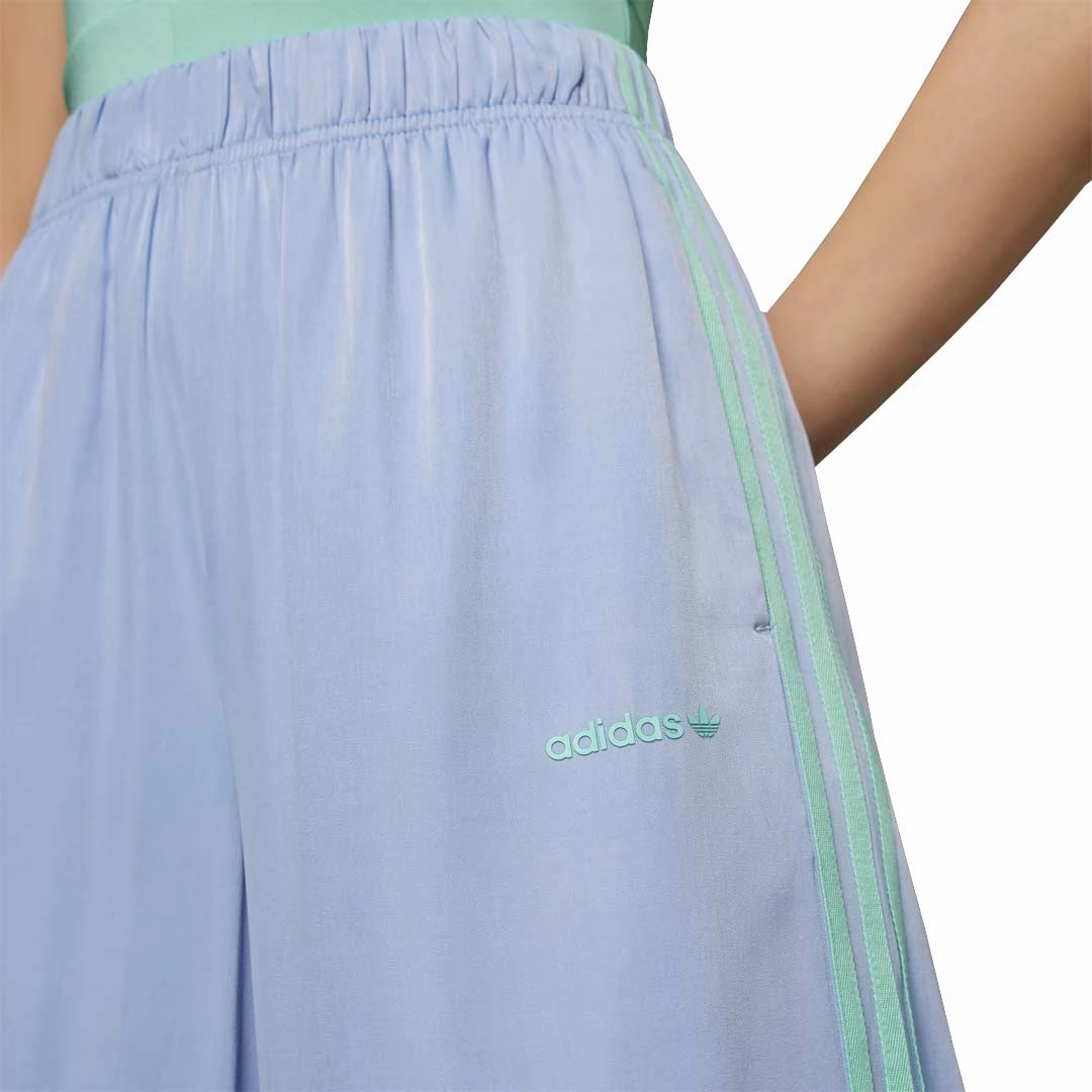 adidas - Women's Island Club Wide Leg Pant (IT8170) Trendy Cut Comfort Cushioning