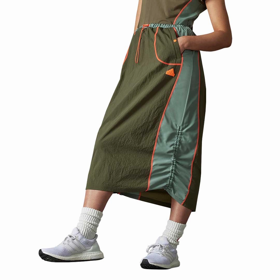 Agile Fit Stretching Fit adidas - Women's Lift Your Mind Cargo Skirt (IP3725)