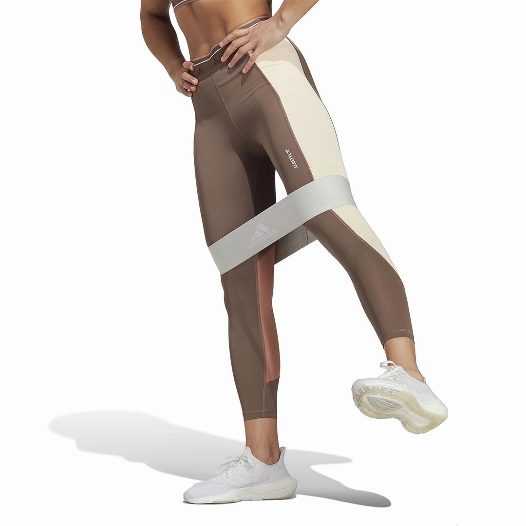 adidas - Women's Techfit Colourblock 7/8 Leggings (IQ3430) Athletic Fit Quick Release Buckle