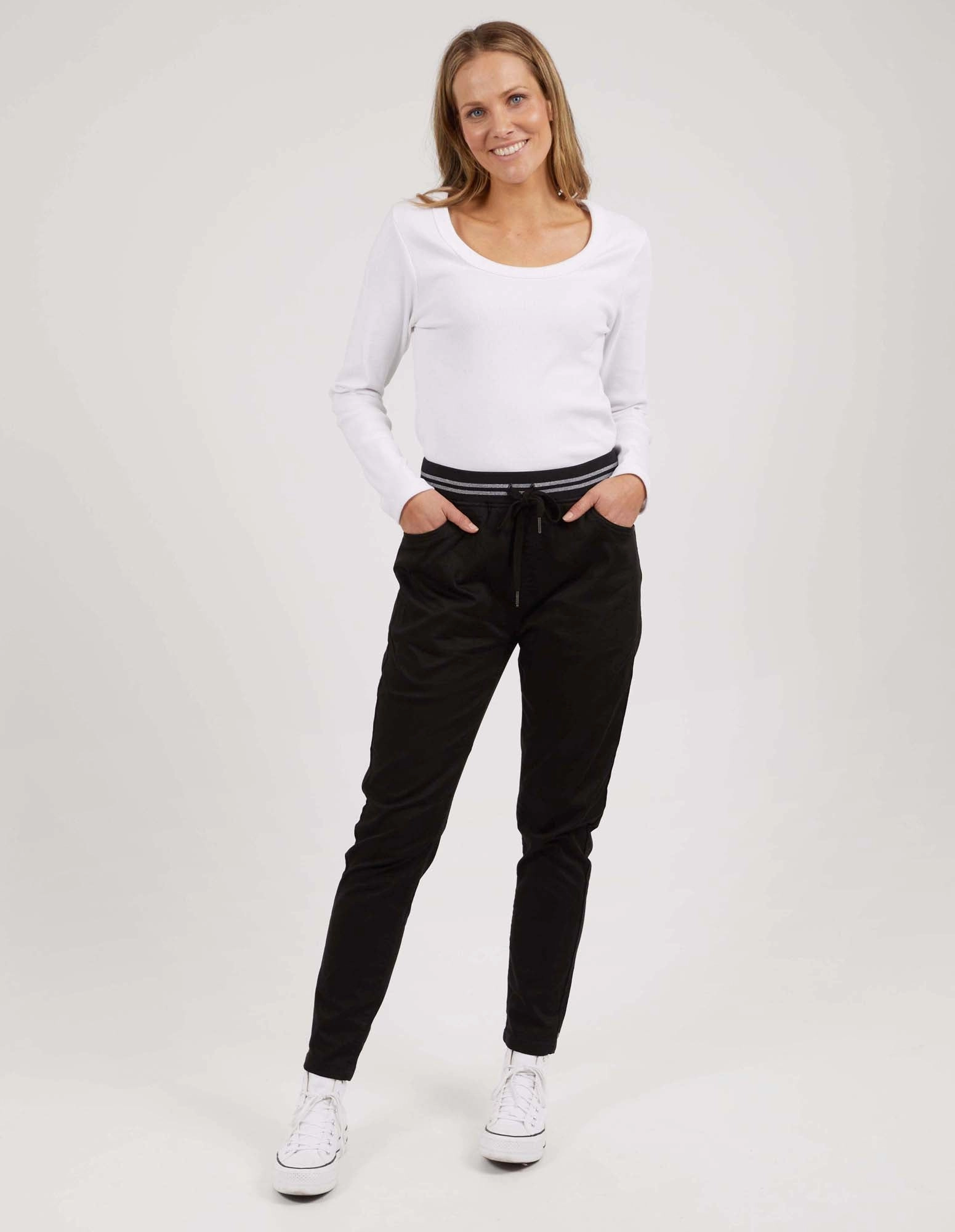 Elm Margo Jogger Black Petite Size Non See