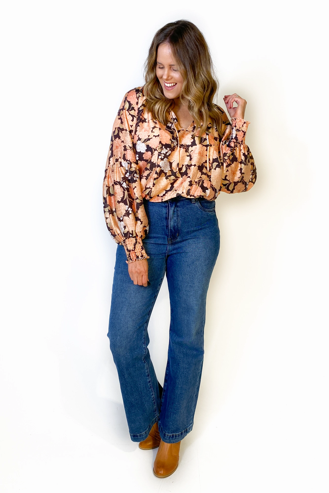 Gym outfit All About Eve Marley Flare Jean Heritage Blue