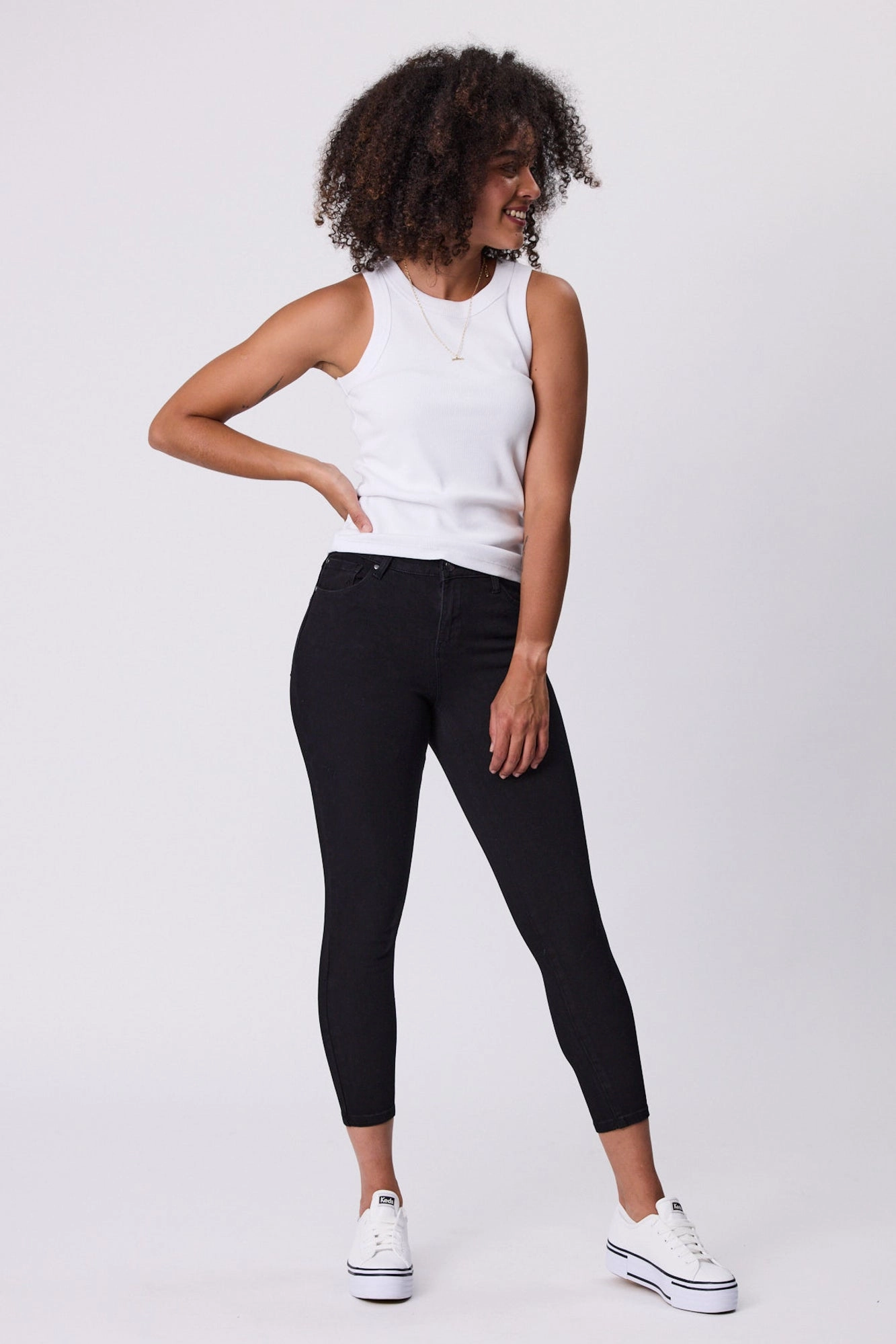 Shine On Label Cropped Sculpt Jeans Black Smooth Finish