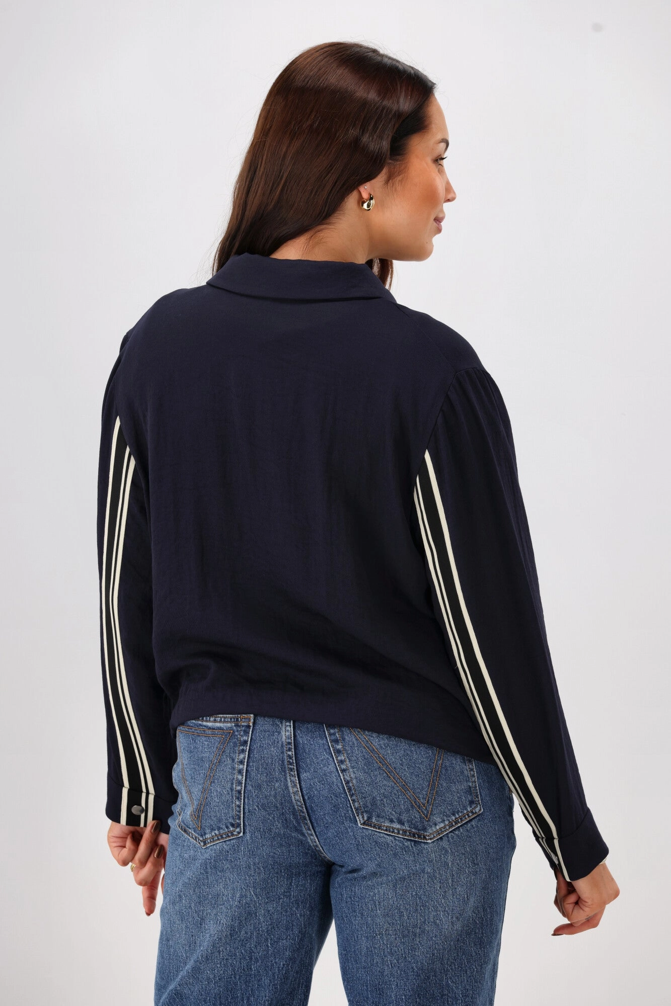 Outdoor Style Staple Cold Days Shine On Label Lulu Zip Collared Jacket Midnight