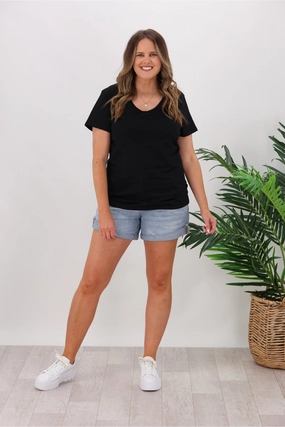 No-Shrink Fabric Quick Access AS Colour Bevel V-Neck Tee Black