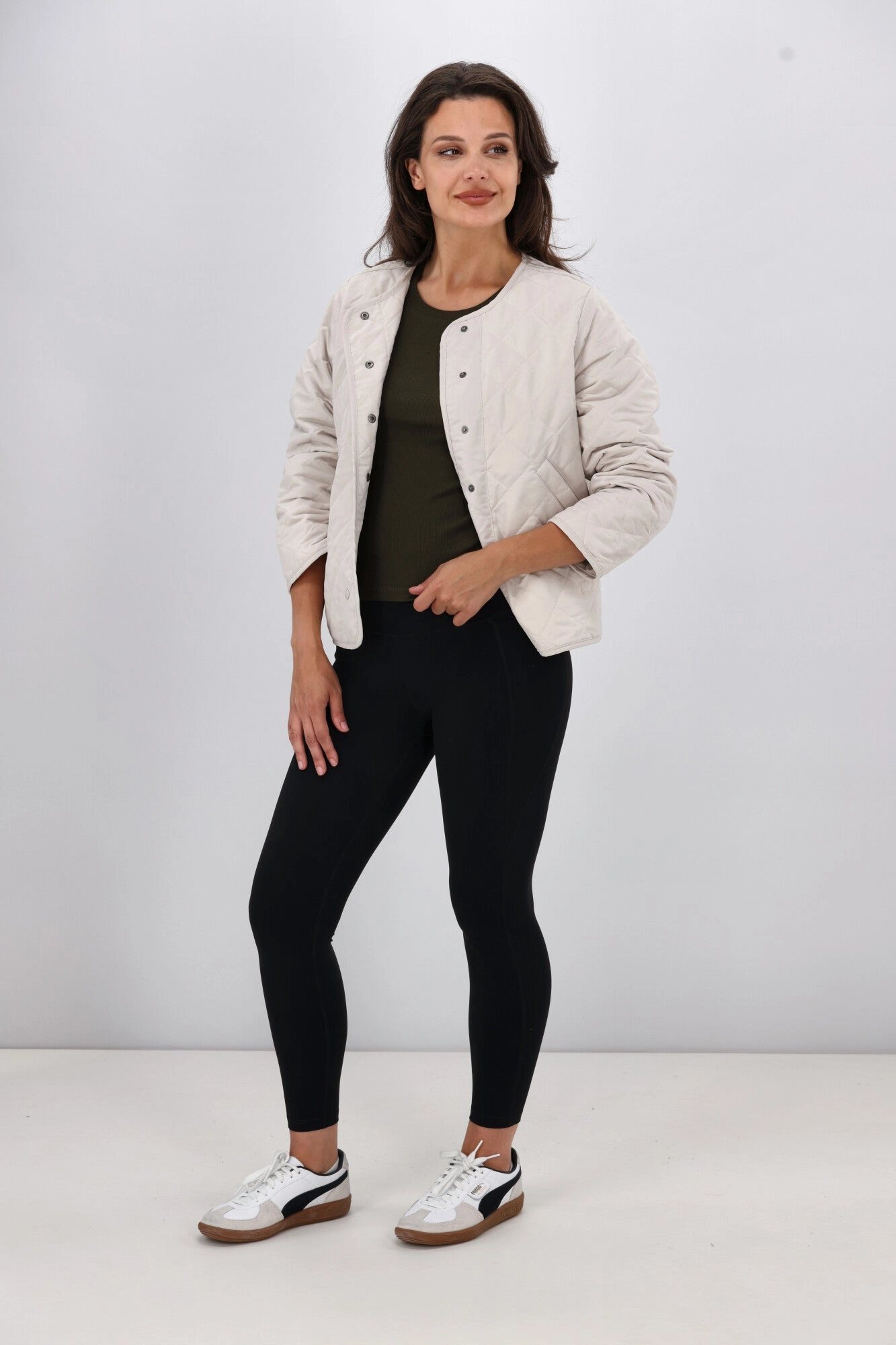 Moisture Wicking Inner Flexible Fiber Fill AS Colour Wo's Quilted Jacket Bone