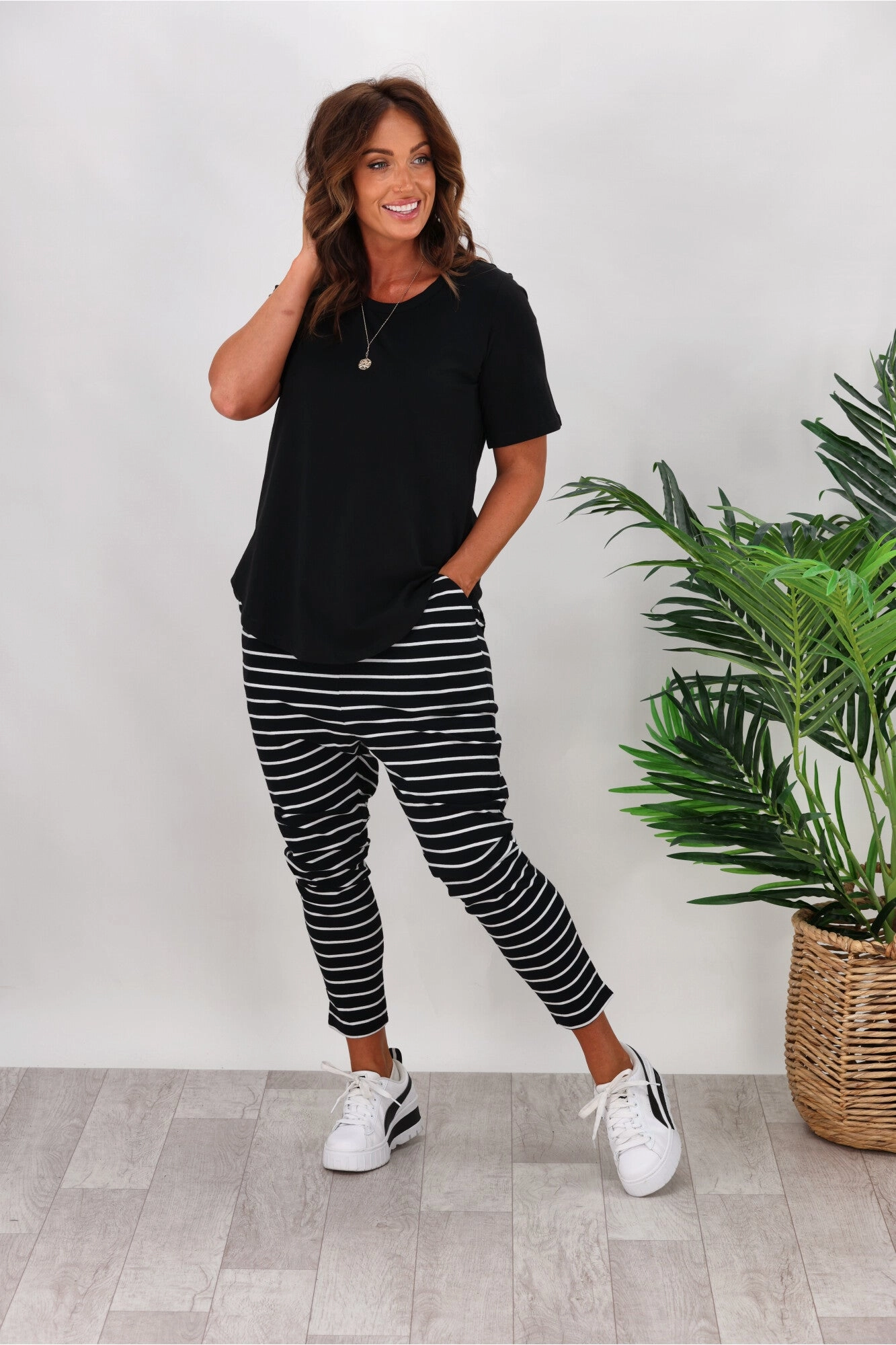Betty Basics Jade Pants Black/White Stripe Beginner Level Seamless Design Thermal Warm All Ages