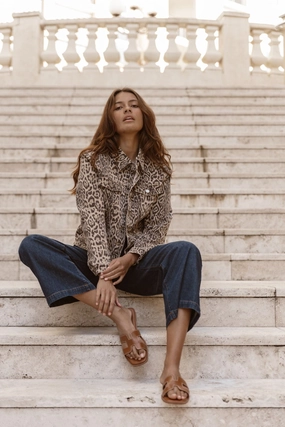 Betty Basics Lucca Leopard Print Jacket LaserCut Vents Compression Fit