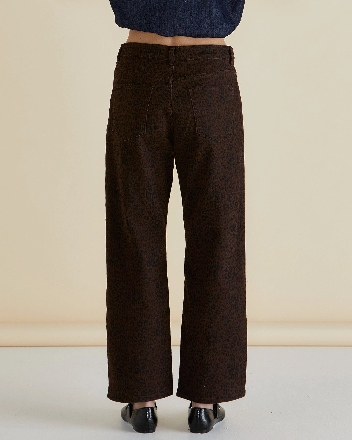 Betty Basics Steffie Relax Straight Leg Jean Leopard Chocolate Print Airflow Vents For Teens Soft Touch