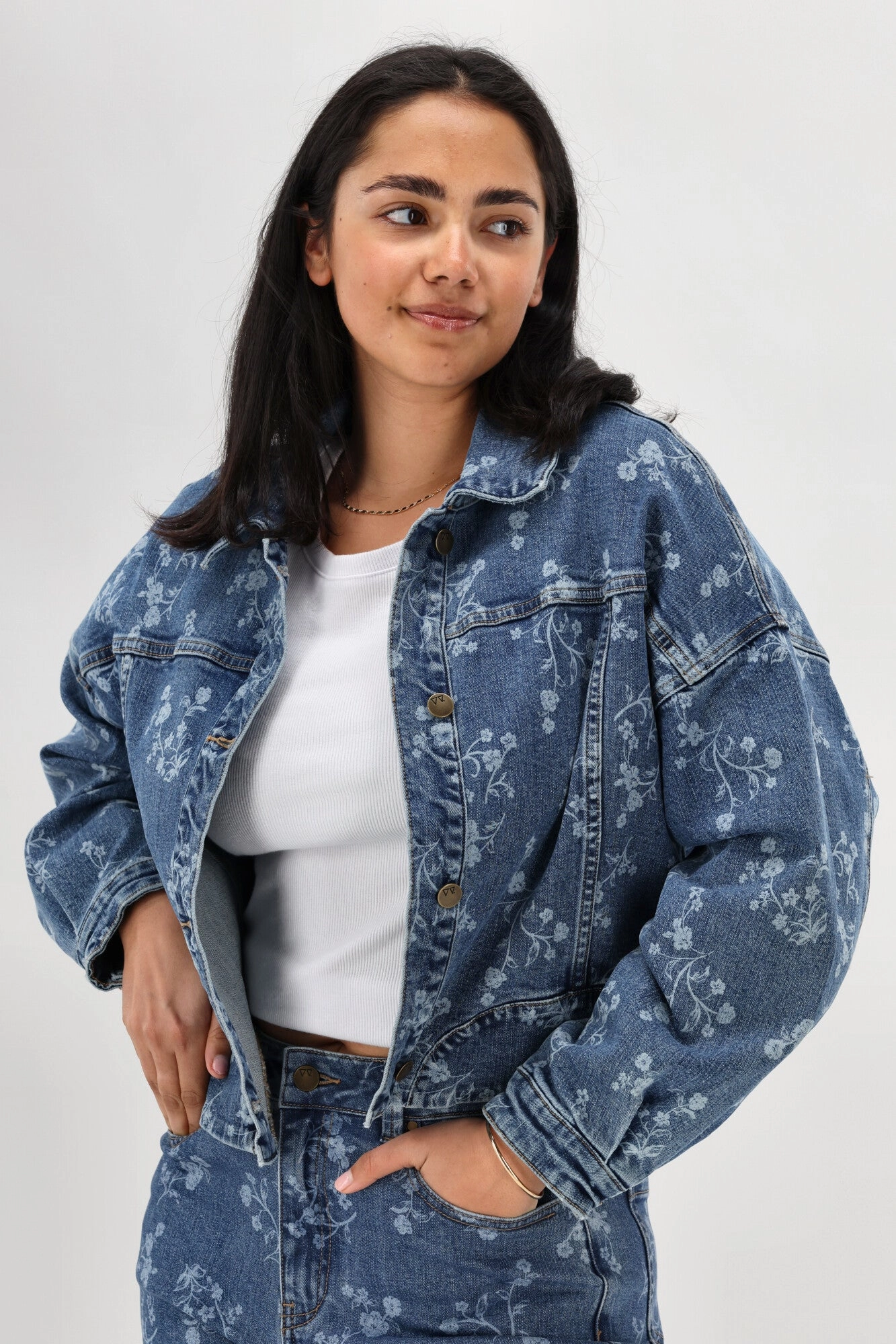 Three Layer Laminate Non Irritating Tags Shine On Label Everlasting Cropped Denim Jacket Dark Indigo Floral Print