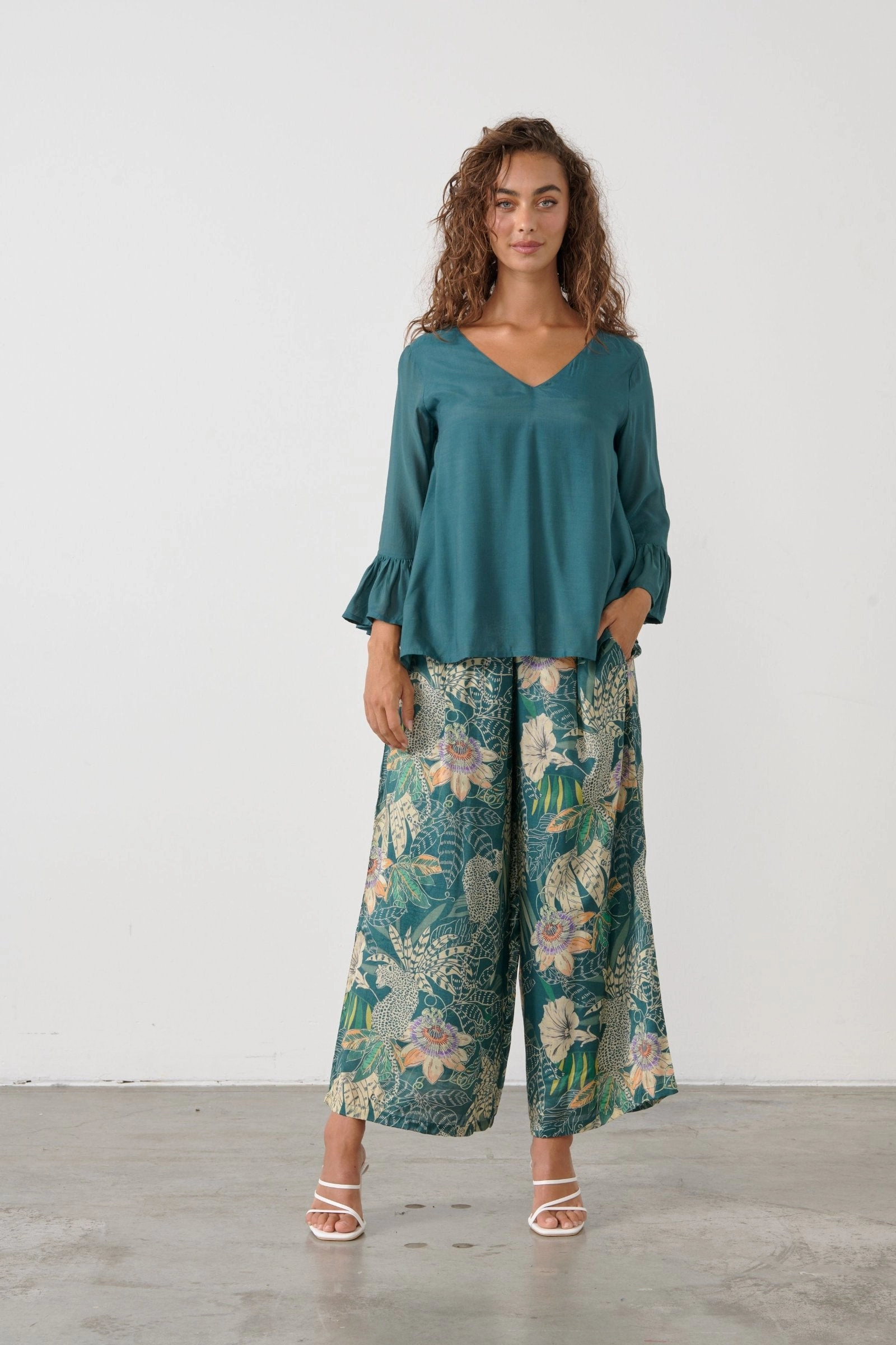 Classy Fit Caju - CZ852 Wide Leg Pant