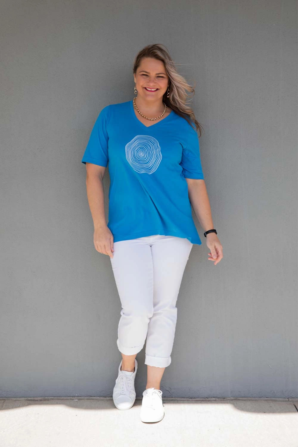 Fit Design Soft and breathable Cashews - C231/C10 Thumb Print Vee Tee Shirt