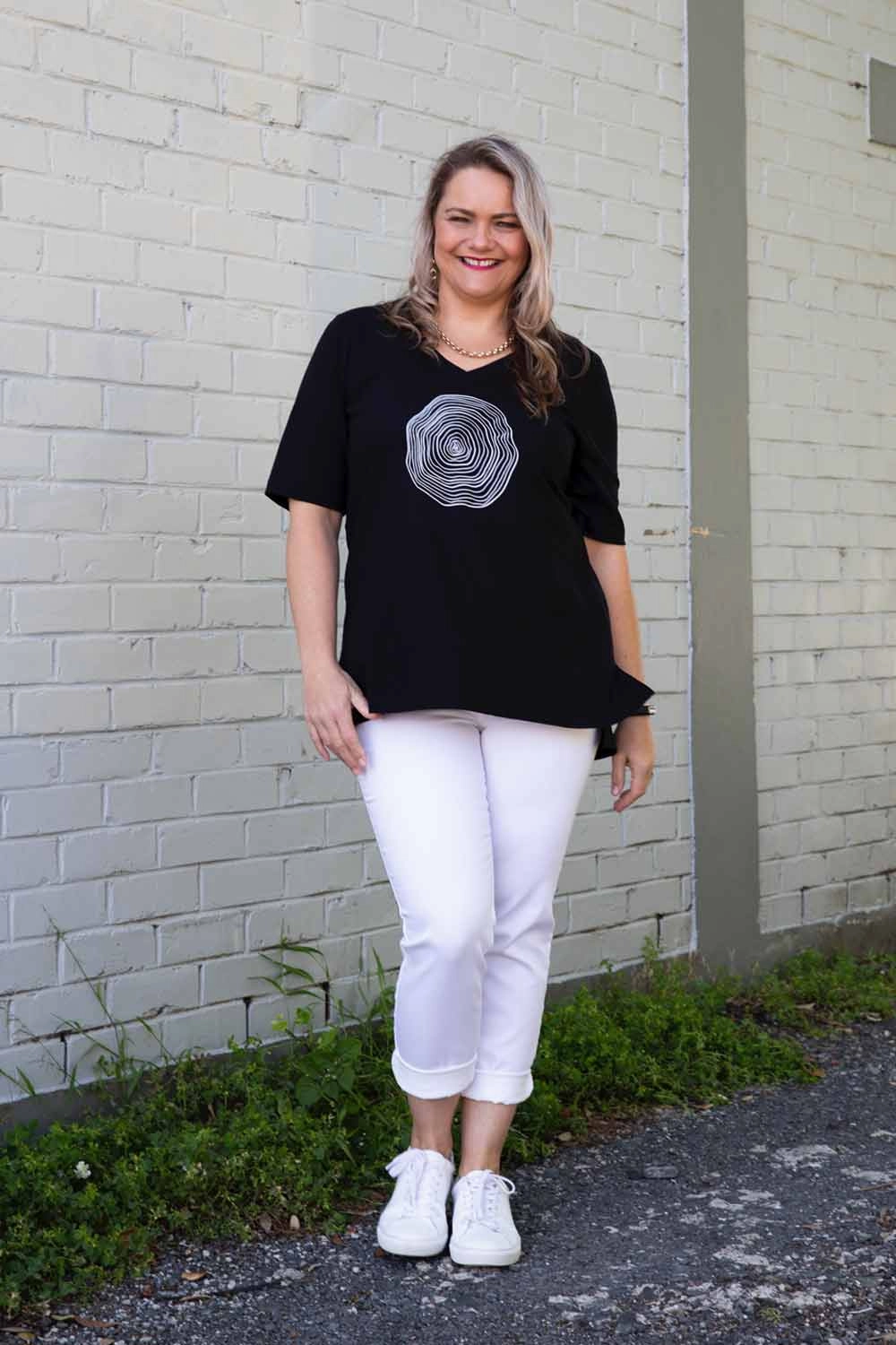 Cashews - C231/C10 Thumb Print Vee Tee Shirt casual and comfortable