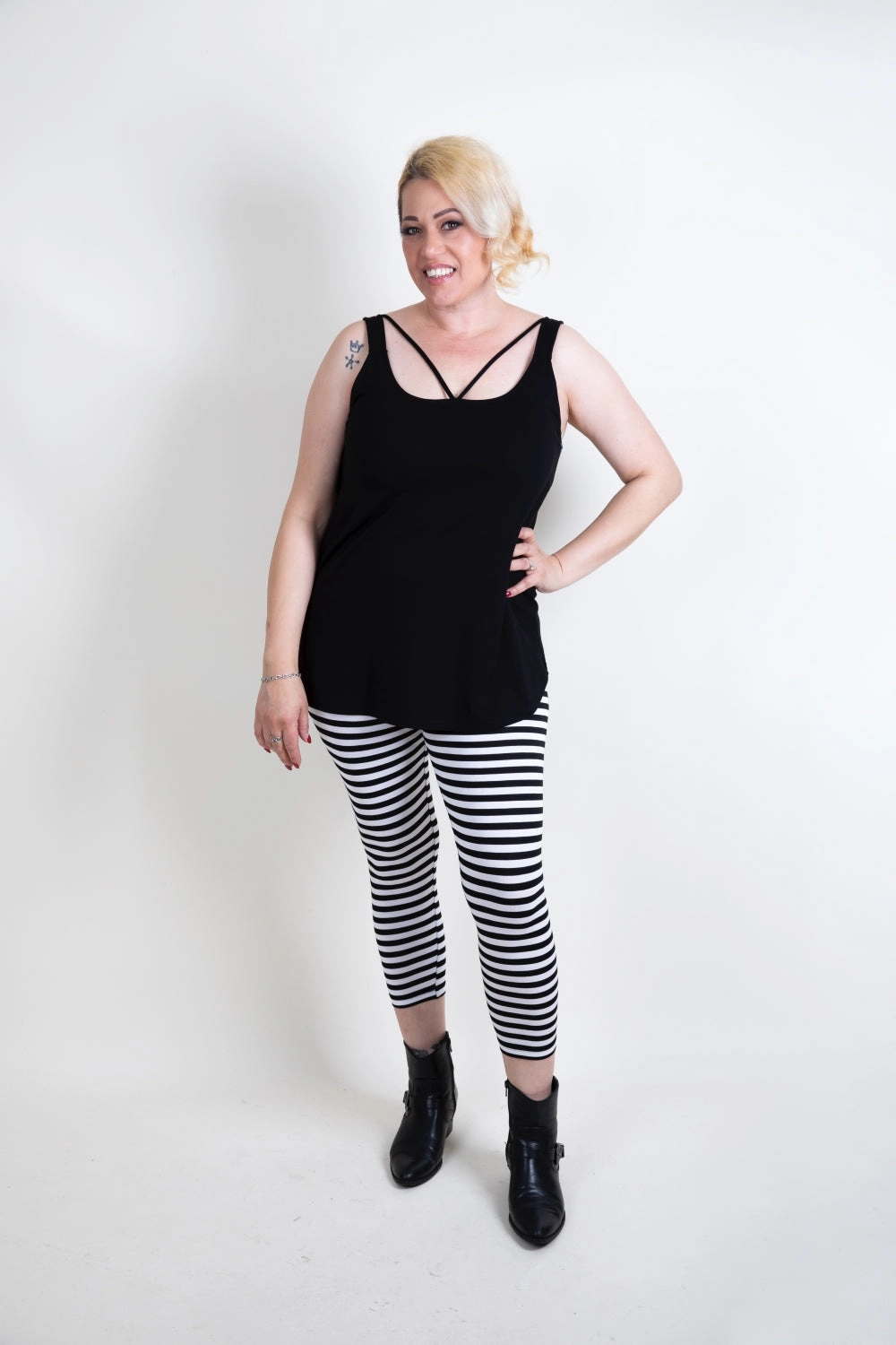 Cashews - C372/C577 Crop Stripe Tights Anti Static Fabric