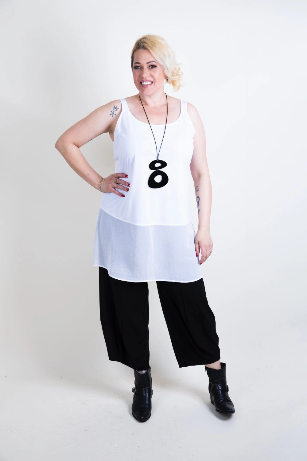 Cashews - C649 Galaxy Pouch Pant Comfortable Layering Chic casual