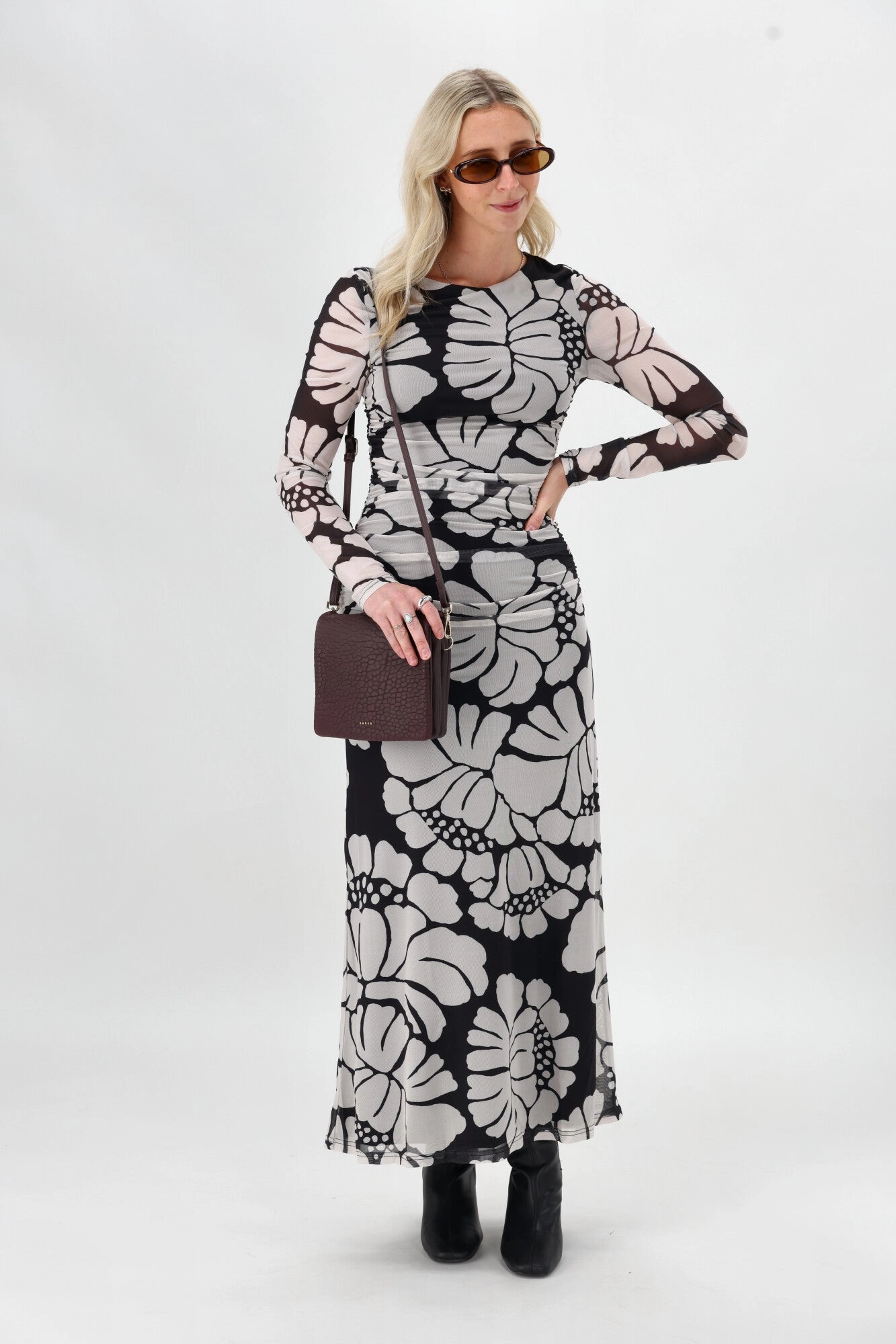 SeamlessConstruction Soft and Light Minkpink Persephone Mesh Maxi Dress Black - Floral