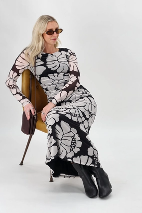 Quiet Mood Polished Cut Minkpink Persephone Mesh Maxi Dress Black - Floral