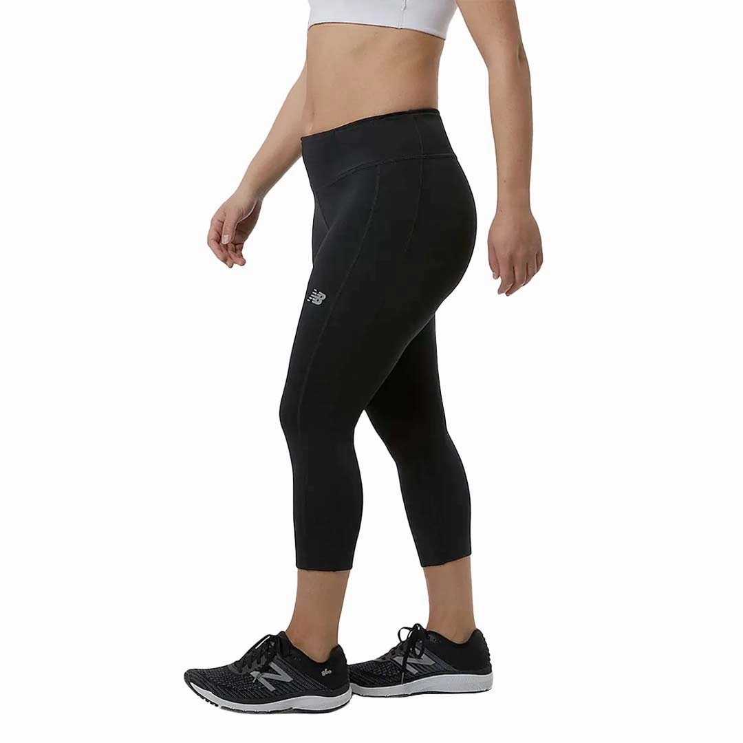 ReinforcedKnees New Balance - Women's Accelerate Capri Leggings (WP23239 BK)
