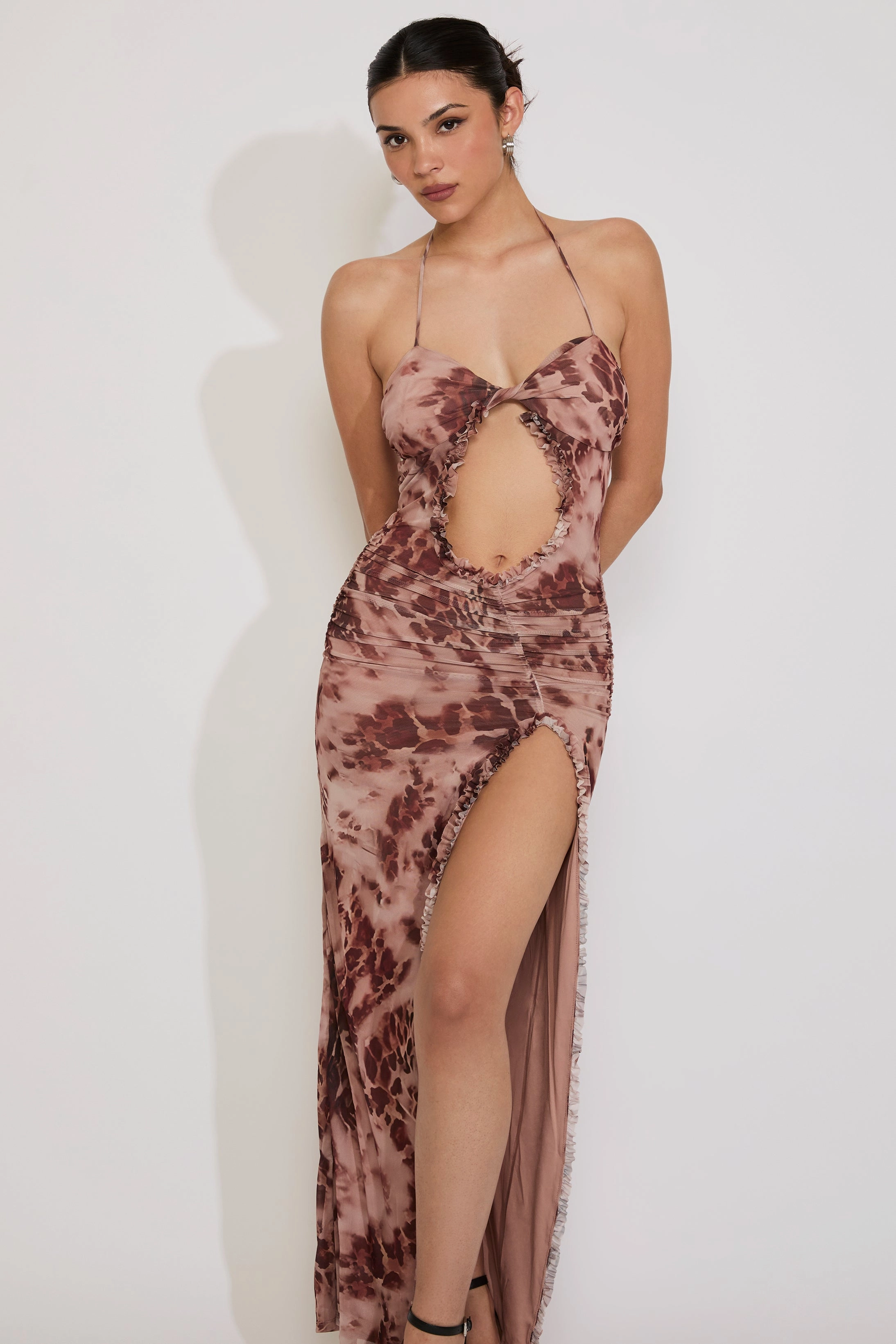 Casual Motion Glamorous look LEOPARD CUTOUT HALTER SIDE SLIT MAXI DRESS