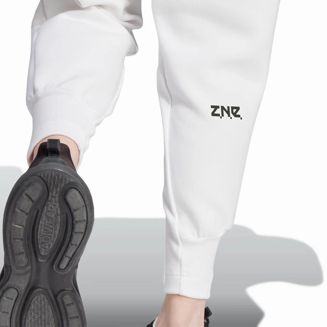 Comfort Style adidas - Women's Z.N.E. Pant (IN5140)