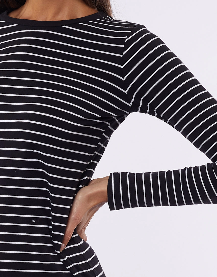 Silent Theory Dress Infinity L/S Black/White Stripe All Look