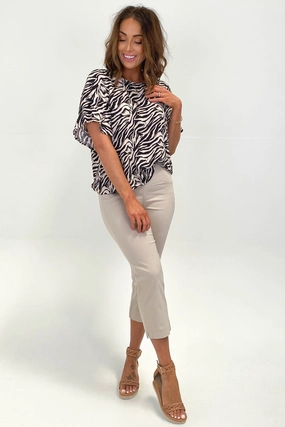 Threadz Basic Pant Natural Non-Restrictive Fit