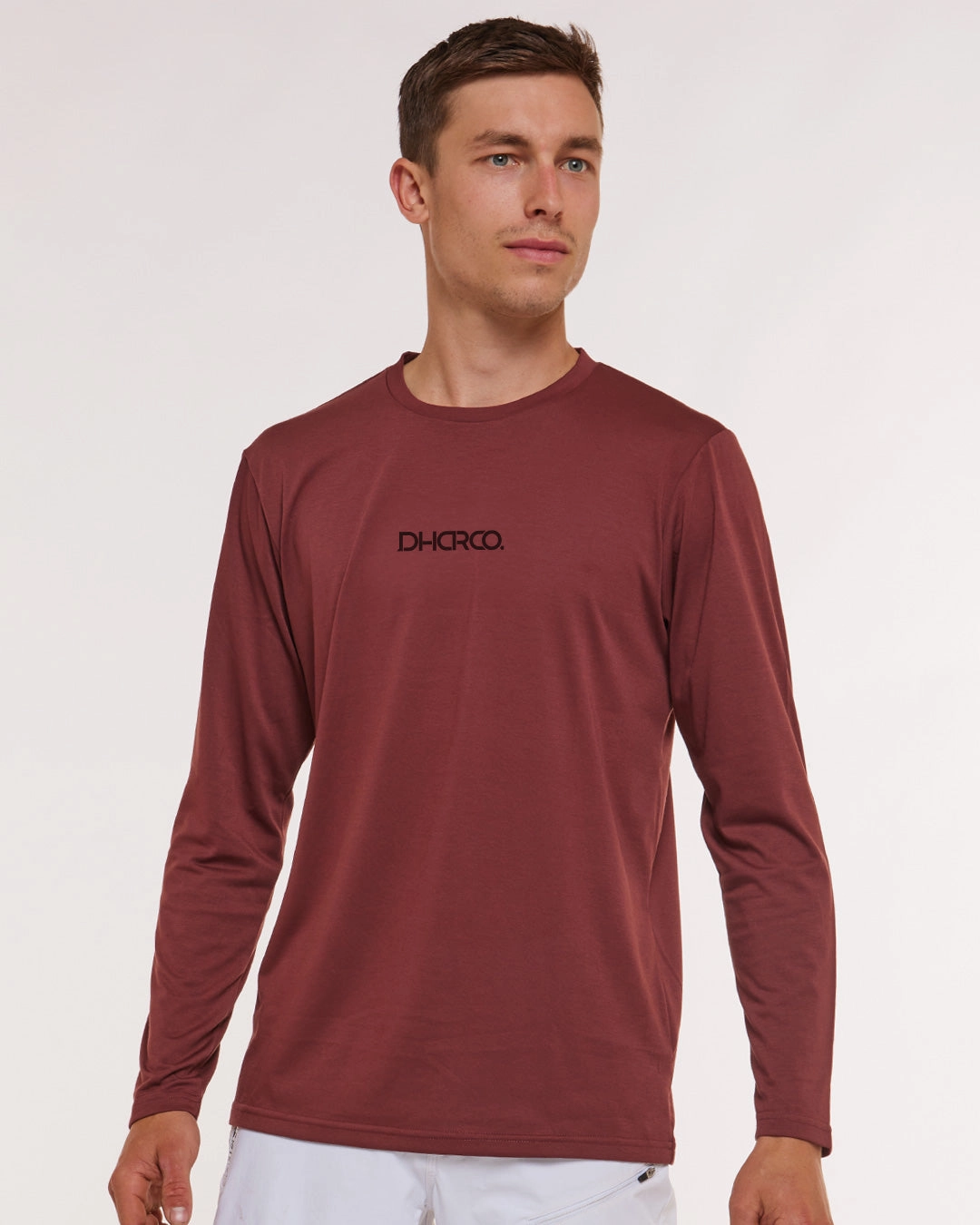 Classic Layering Summer Casual Mens Long Sleeve Tech Tee | Graze