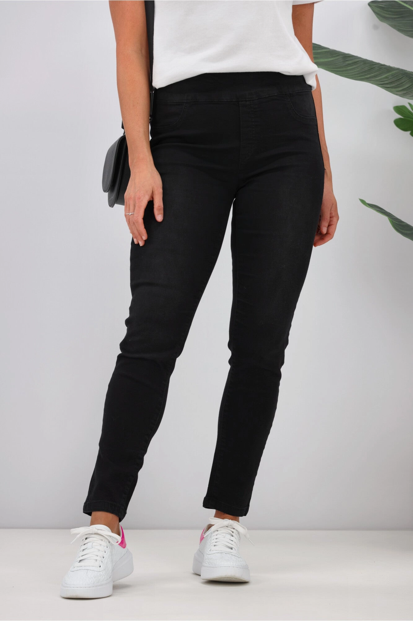 City Walk Pro Athlete Wakee Denim Moxy Pull On Jean Black