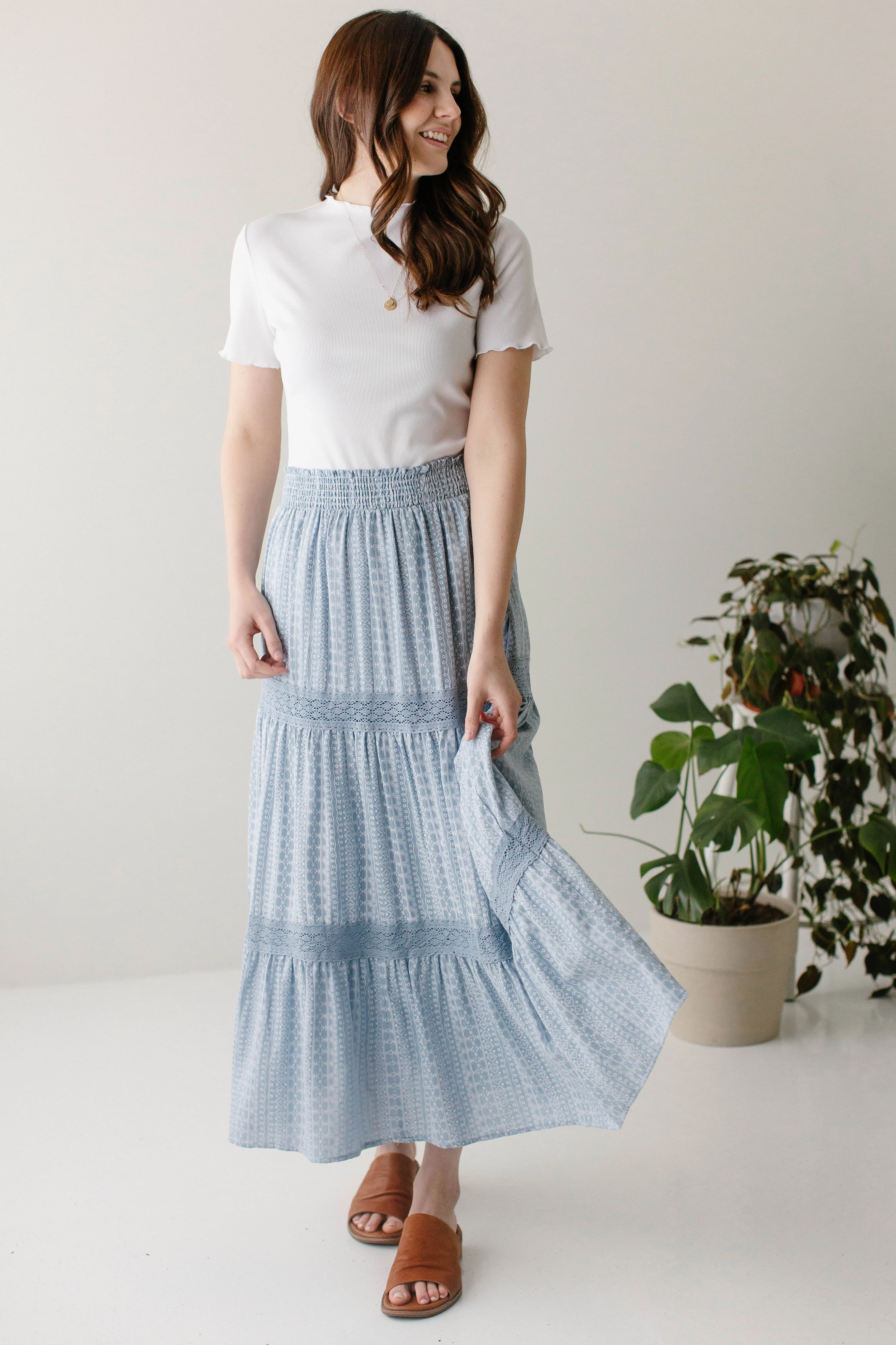 Easy Outfit Limited Quantity 'Morwenna' Lace Detail Printed Midi Skirt in Light Blue FINAL SALE