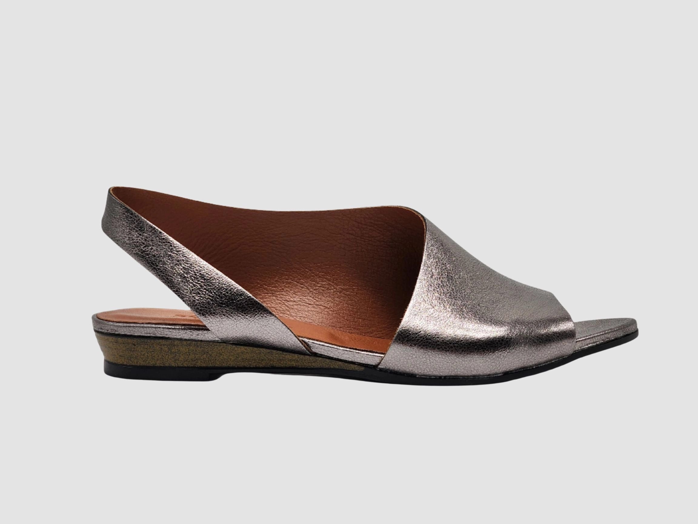 Low Profile Footbed Women's Flora Leather Sandals - Silver