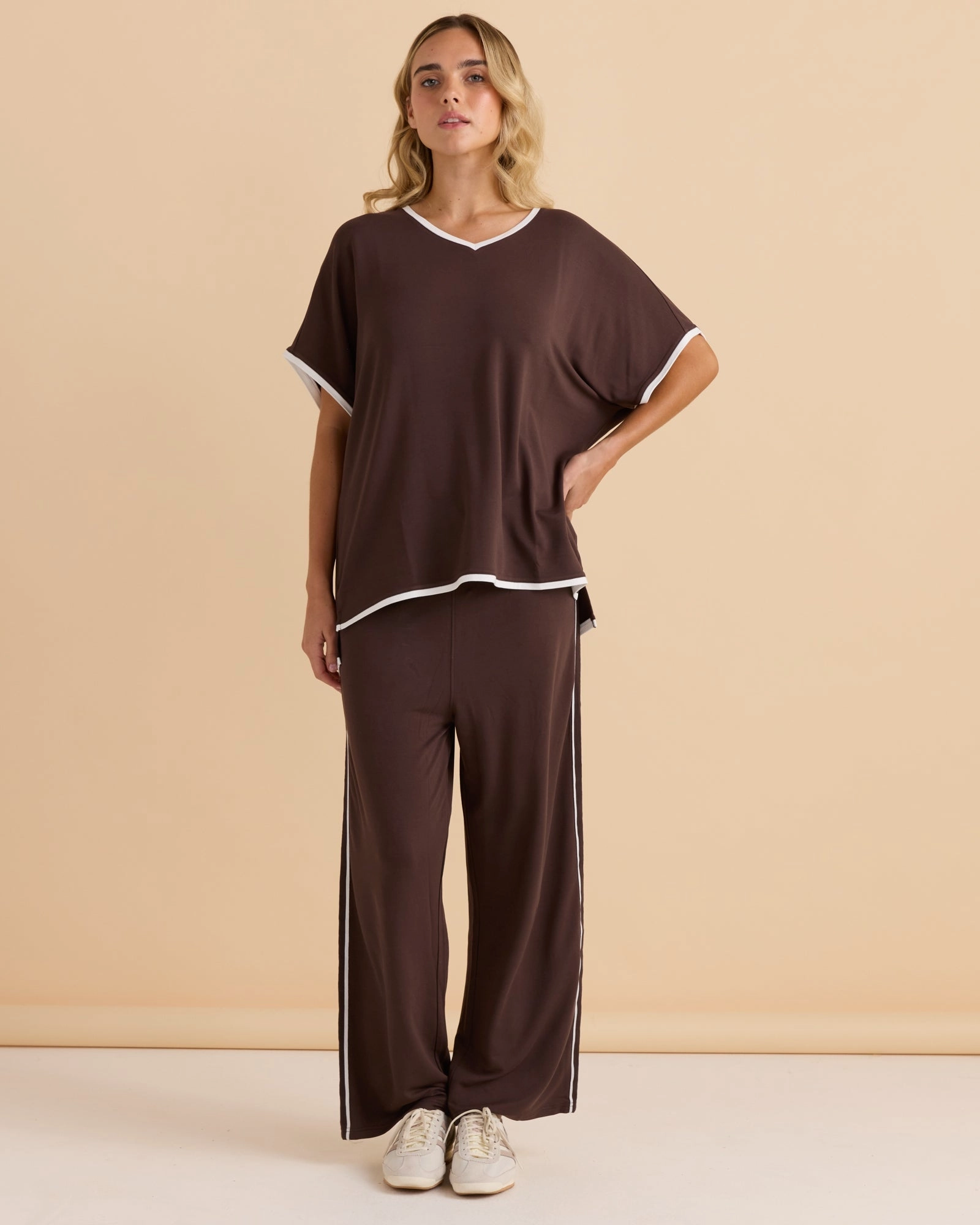 Betty Basics Evelyn Wide Leg Jogger Chocolate Double Layer Airport Travel