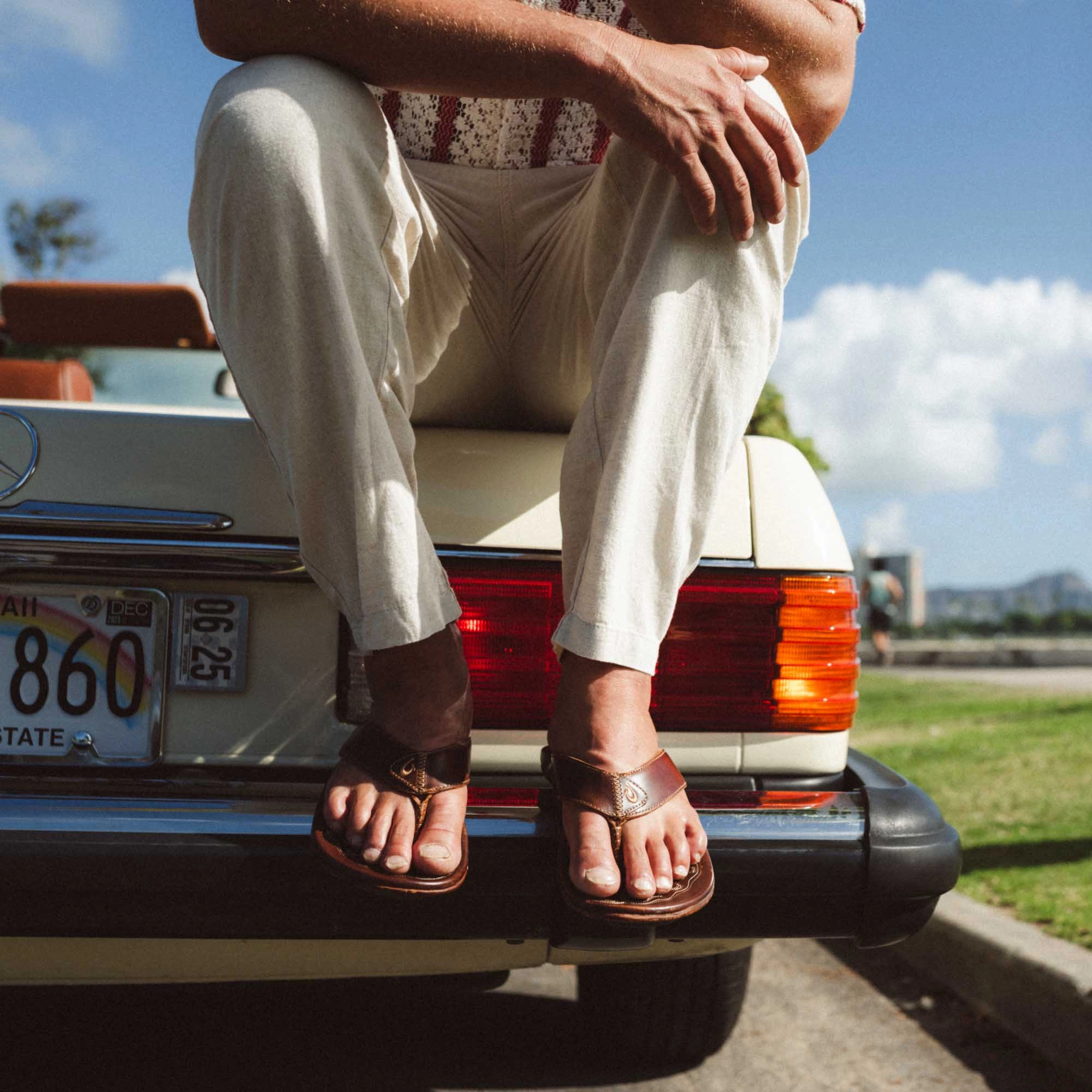 Mekila - Natural Chic Straps Stylish Flip-flops for Travel