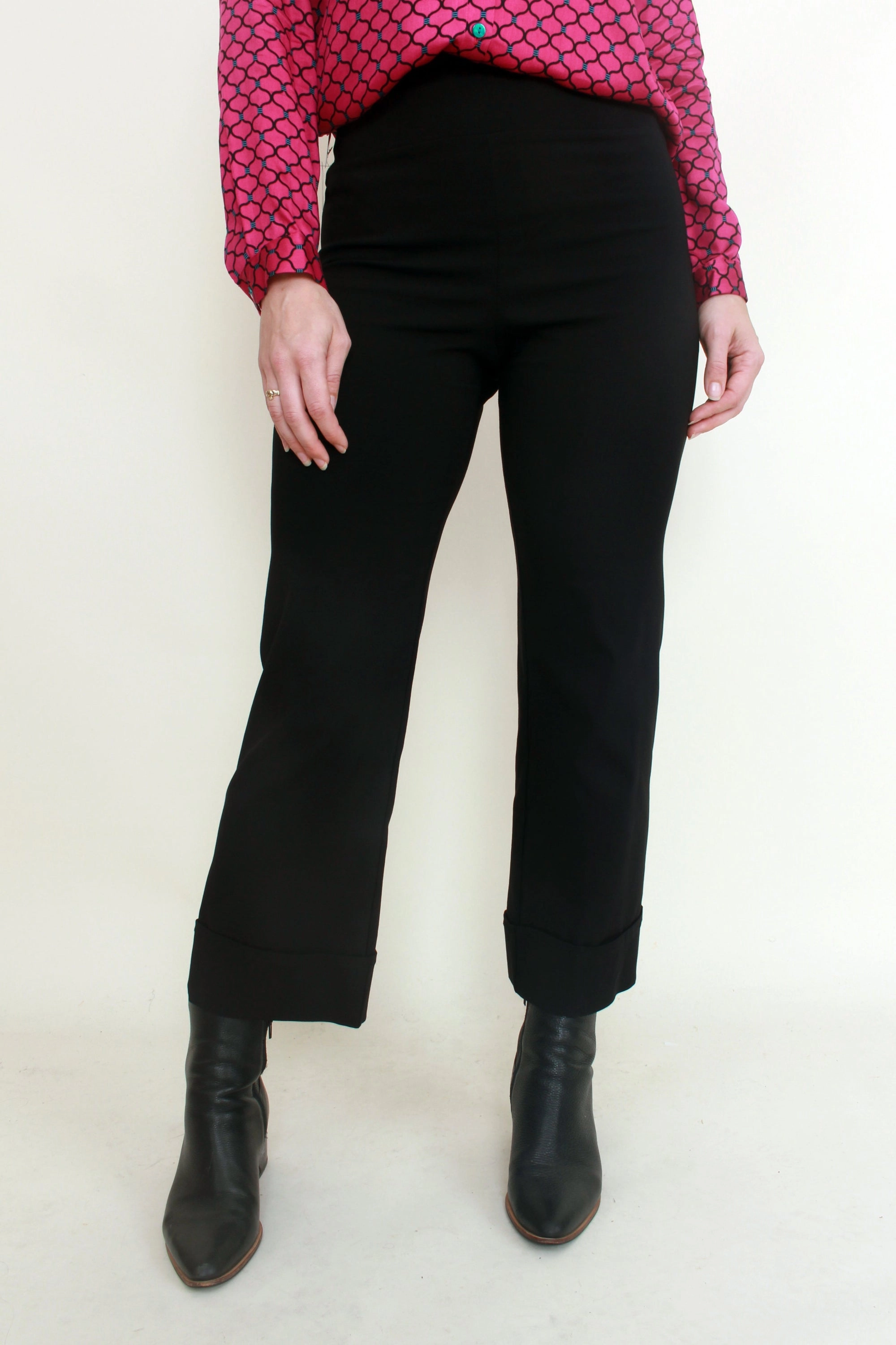 Recyclable Fabric Blend LightweightWeave Cashews - PNT100/F9 Cuffed Pant