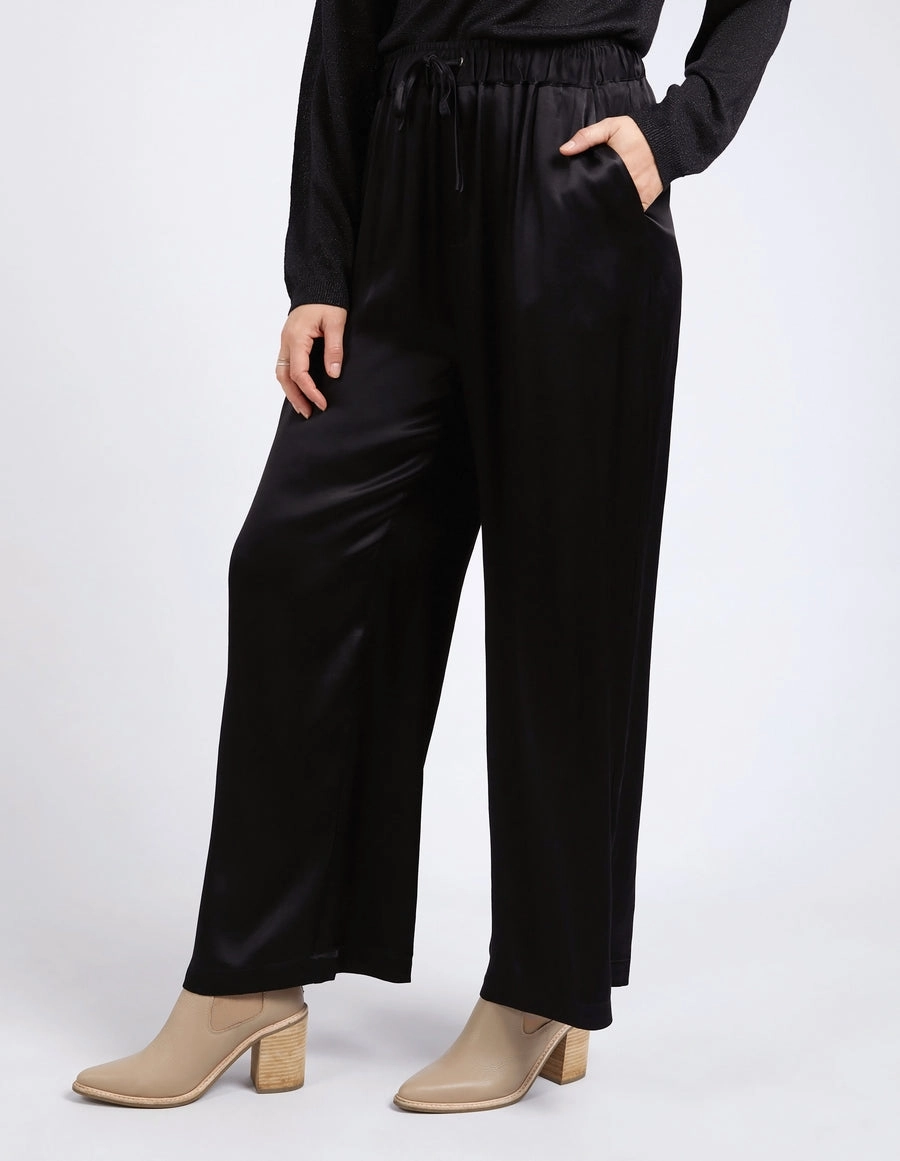 Chic Performance Fit Anti Static Fabric Foxwood Huntleigh Pant Black