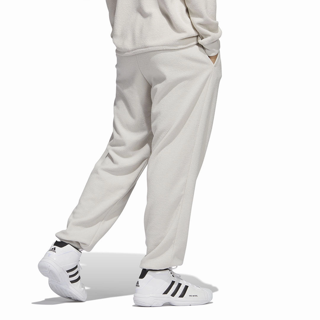 adidas - Women's Select Sweat Pant (HZ9917) Outdoor Fit