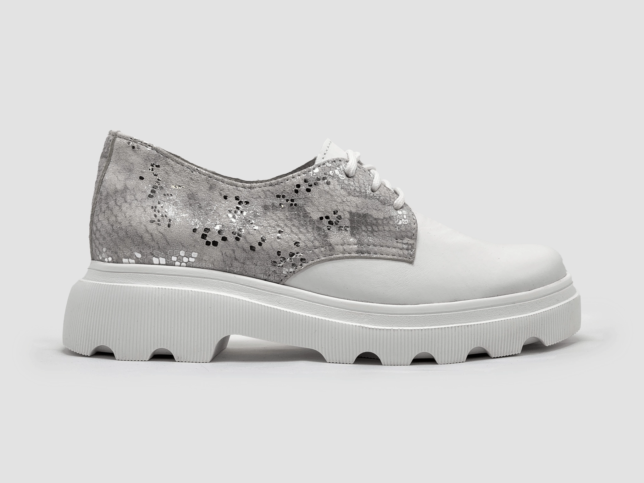 Break Run Galaxy Jog Women's Modern Low-Top Leather Shoes - White