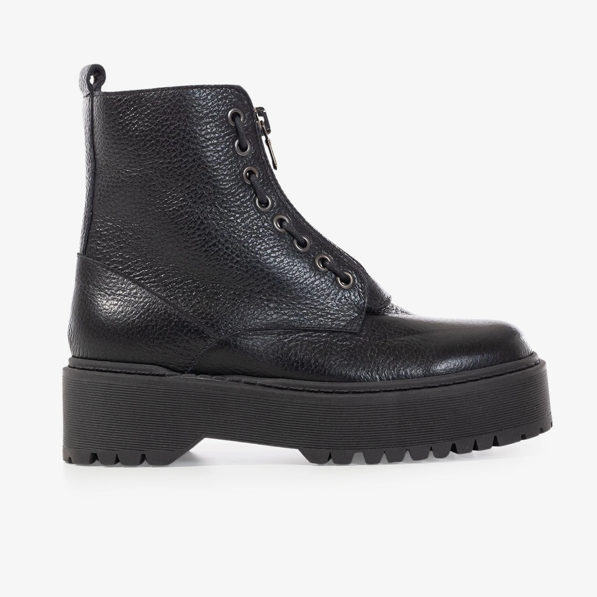 Insulated Functional Minimalist Dare