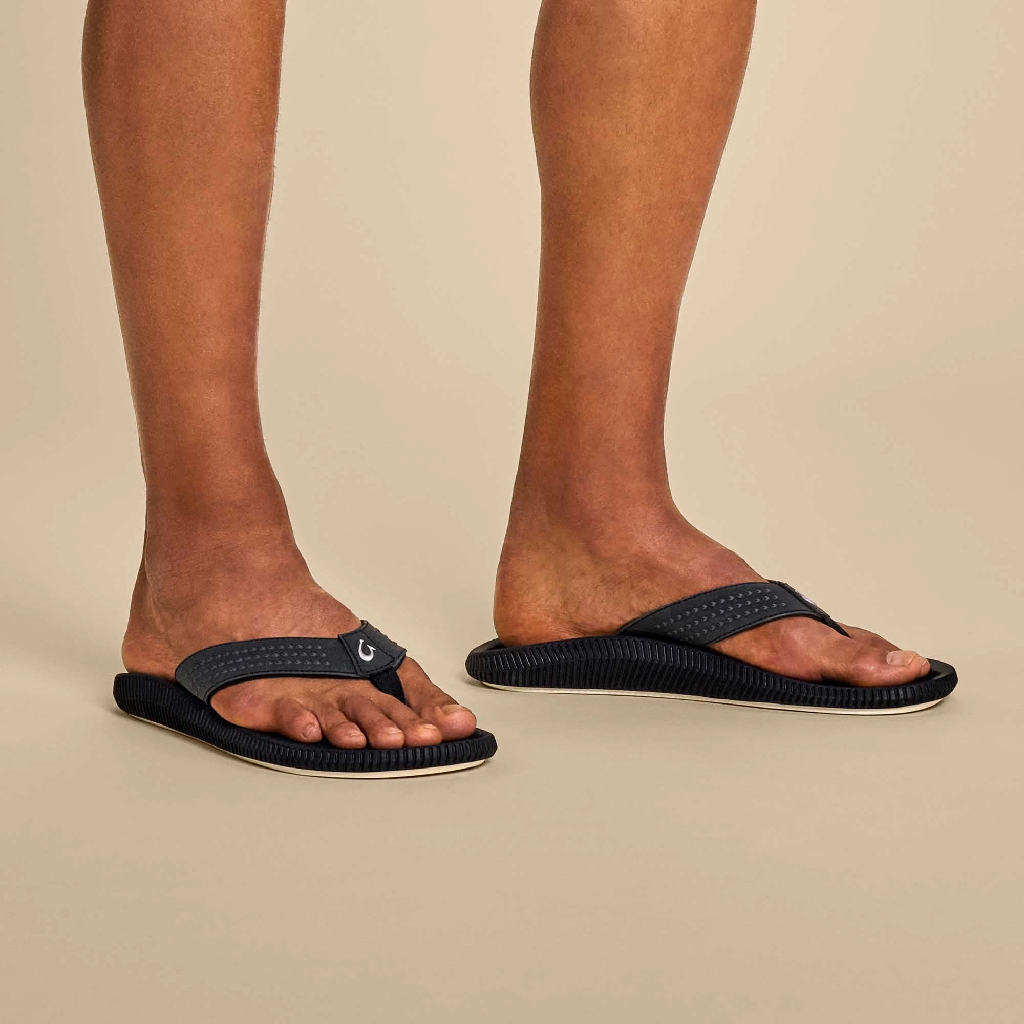 Ulele - Black Sandal Pads Tropical Leaf