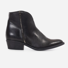 Delman Cozy And Warm Classic Color